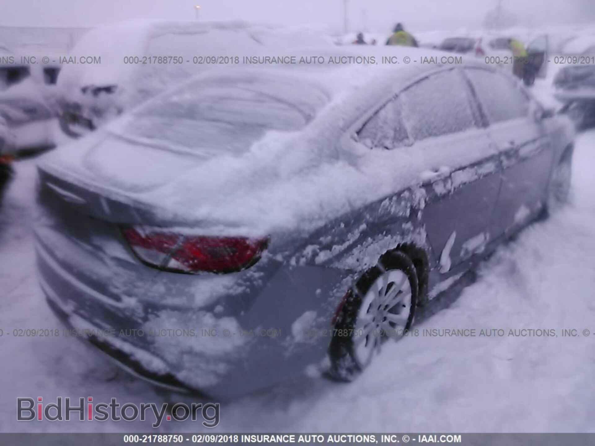 2016 Chrysler 200 - VIN: 1C3CCCAB9GN112805 - Photo 4