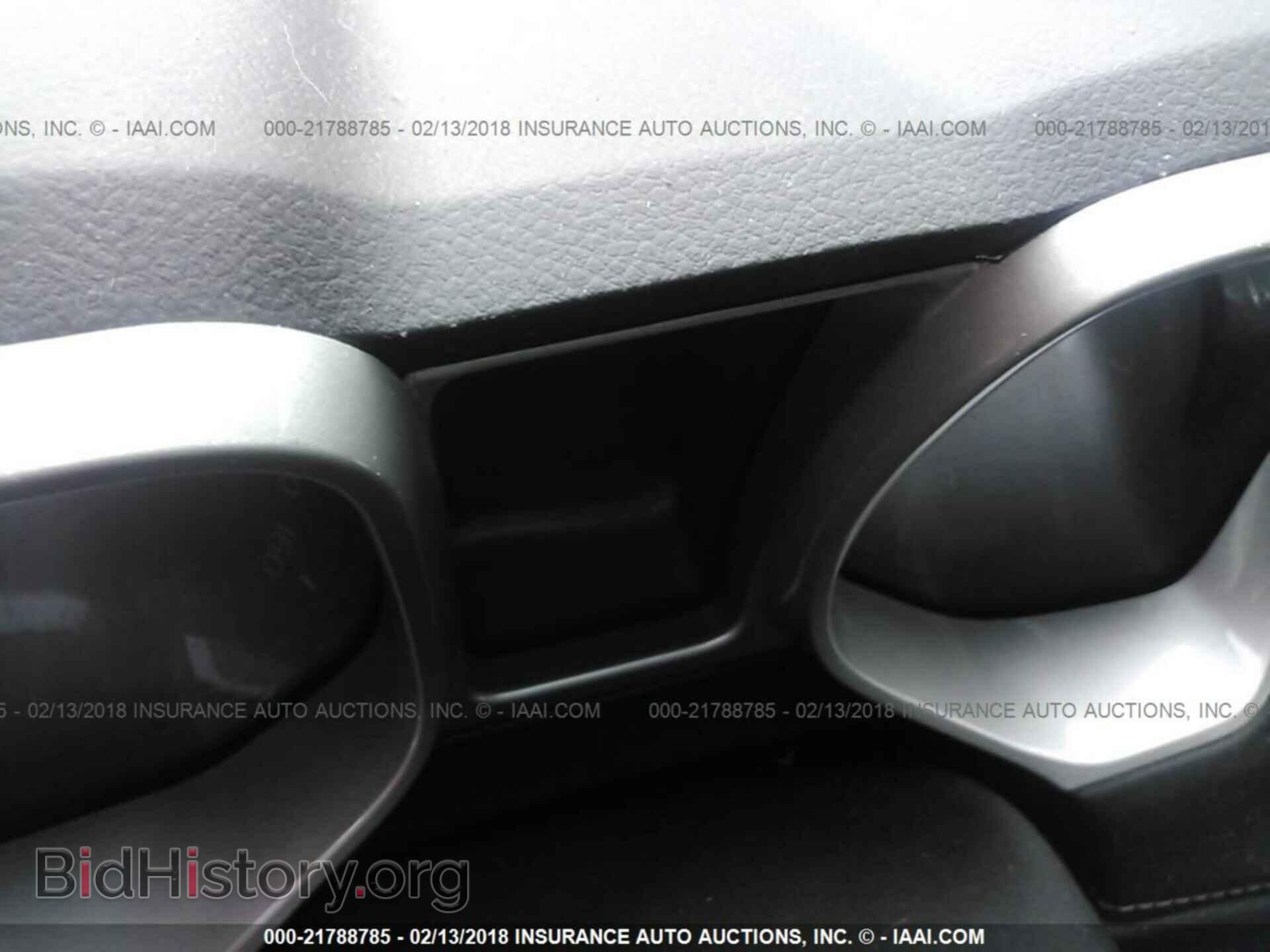 2014 Chevrolet Camaro - VIN: 2G1FA1E37E9279260 - Photo 7