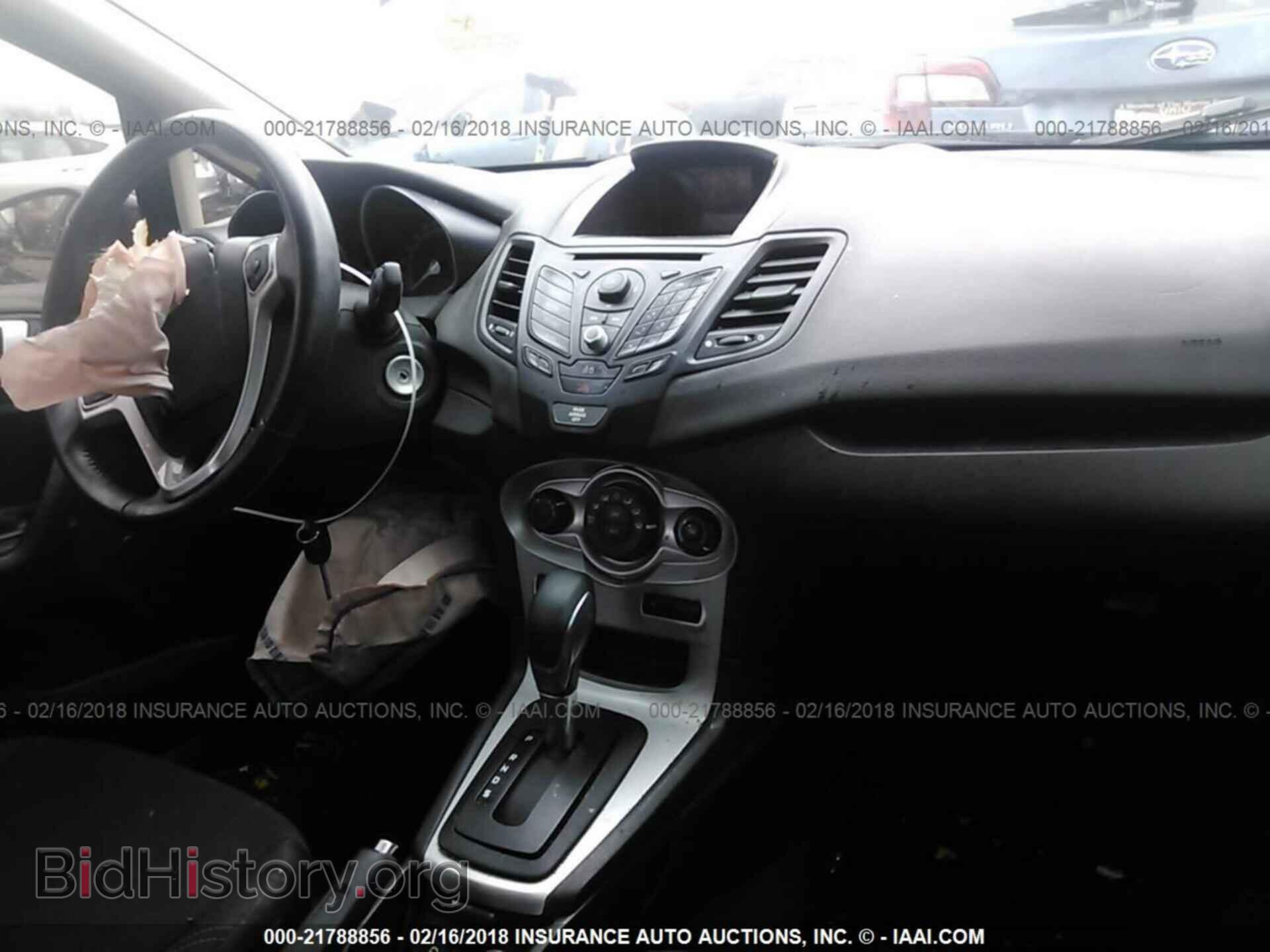 2015 Ford Fiesta - VIN: 3FADP4EJ5FM105506 - Фото 5