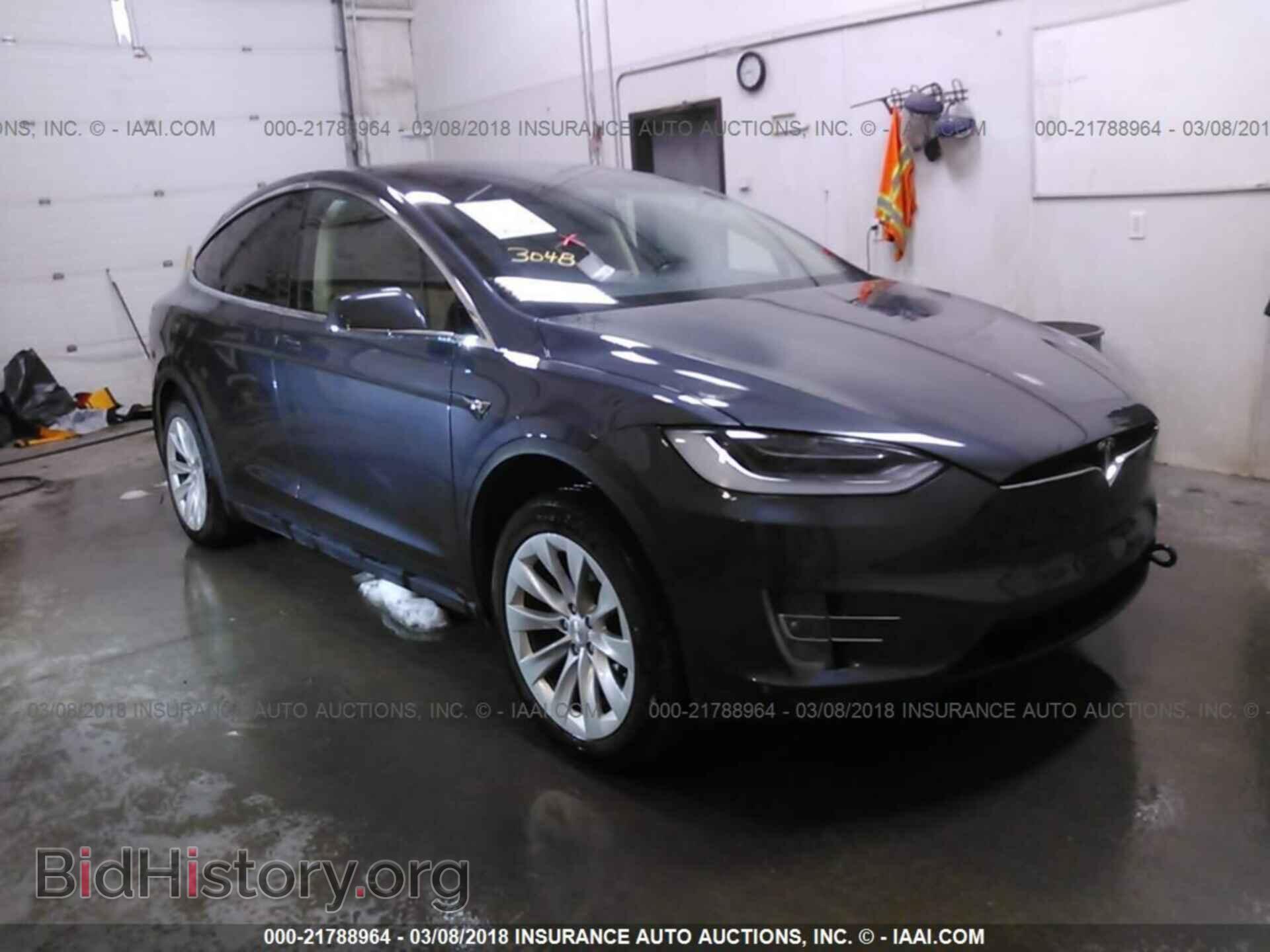 Photo 5YJXCDE21HF056372 - Tesla Model x 2017