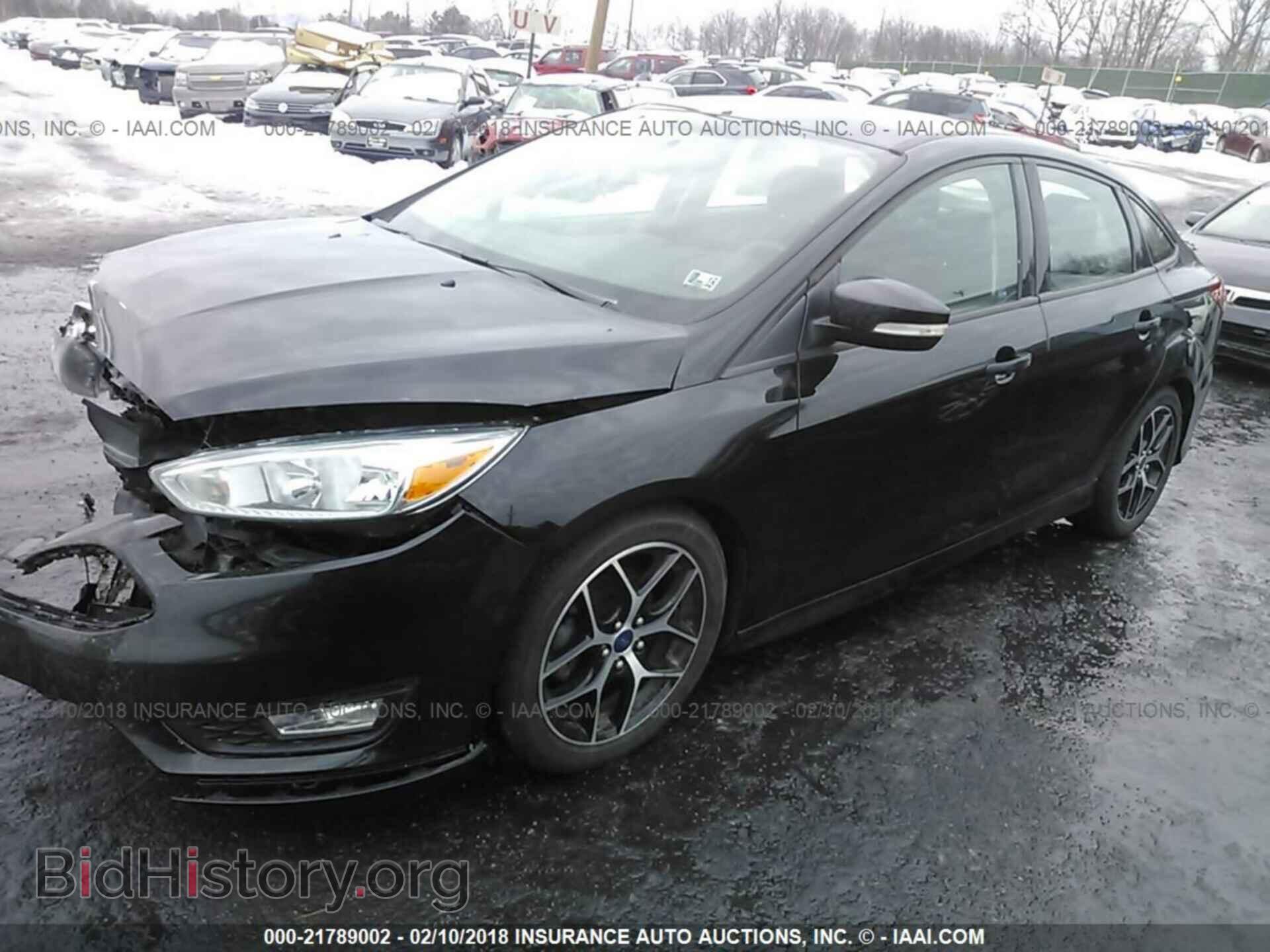 2015 Ford Focus - VIN: 1FADP3FE6FL246727 - Photo 2