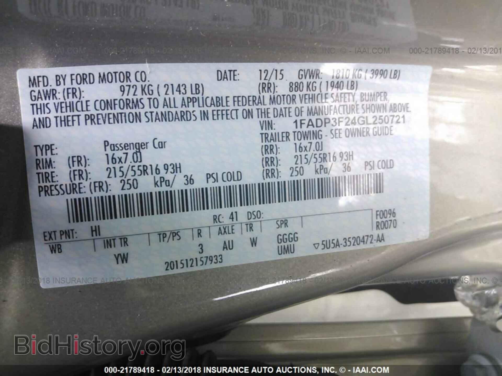 2016 Ford Focus - VIN: 1FADP3F24GL250721 - Photo 9