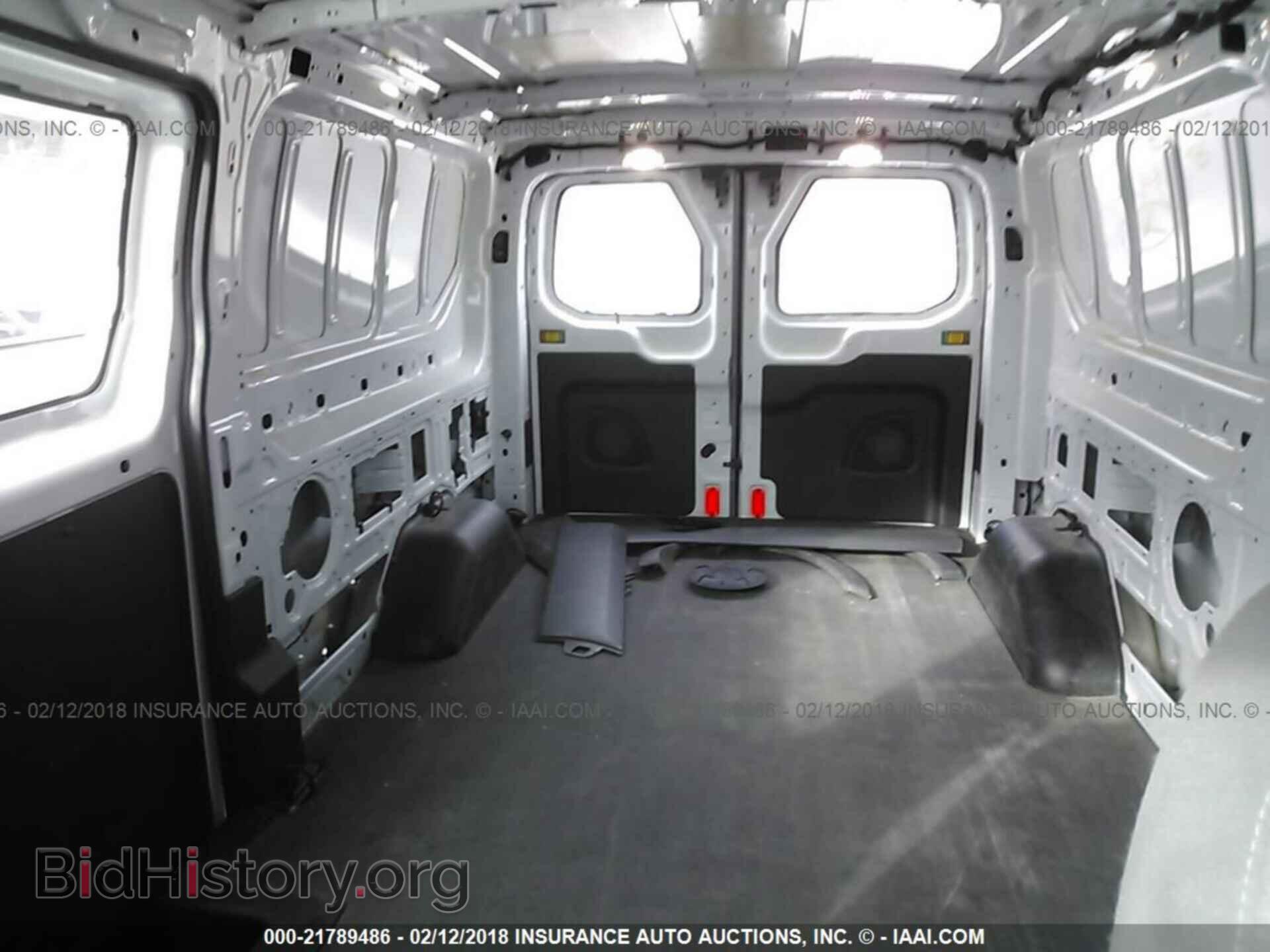 2017 Ford Transit - VIN: 1FTBW2YM7HKA75076 - Фото 8