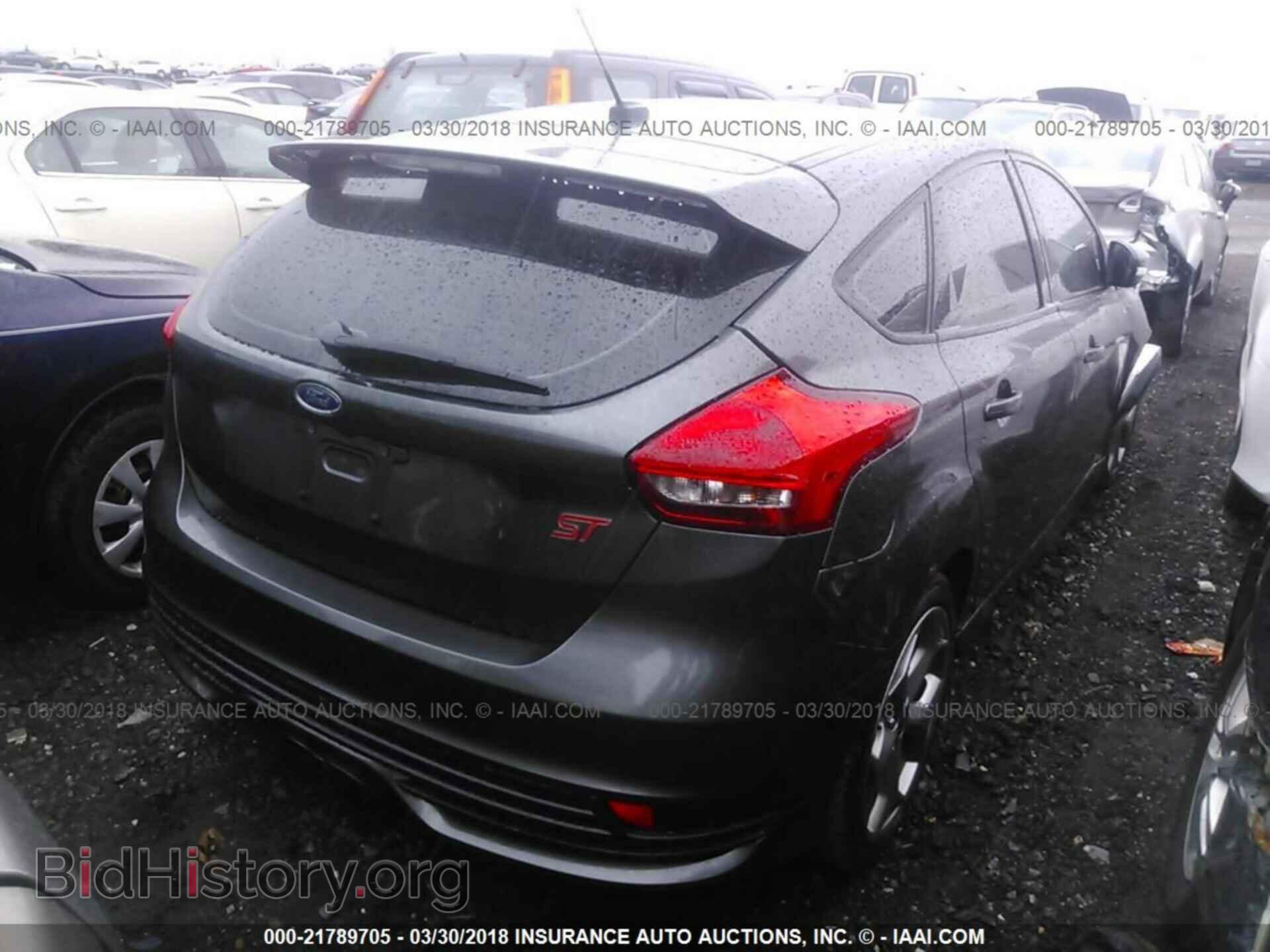 2016 Ford Focus - VIN: 1FADP3L94GL401042 - Фото 4