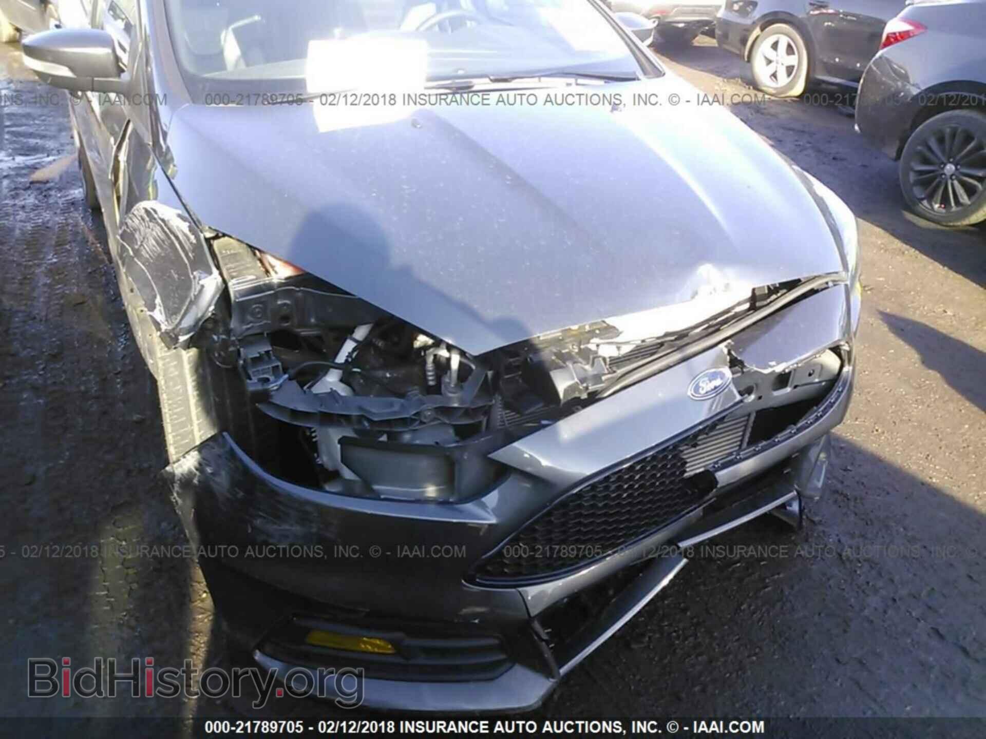 2016 Ford Focus - VIN: 1FADP3L94GL401042 - Фото 6