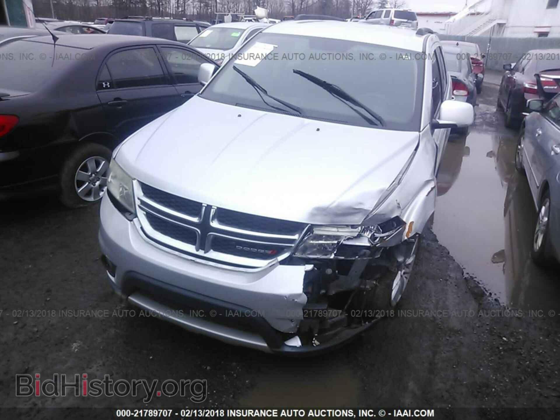 2014 Dodge Journey - VIN: 3C4PDDBG6ET143596 - Фото 2