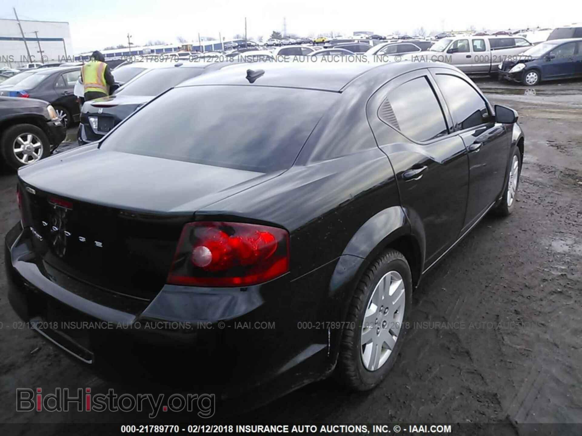 2011 Dodge Avenger - VIN: 1B3BD4FB2BN588522 - Photo 4