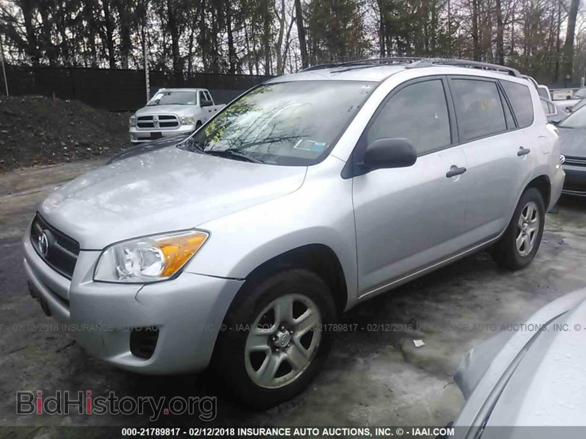 2012 Toyota Rav4 - VIN: 2T3BF4DVXCW190636 - Фото 2