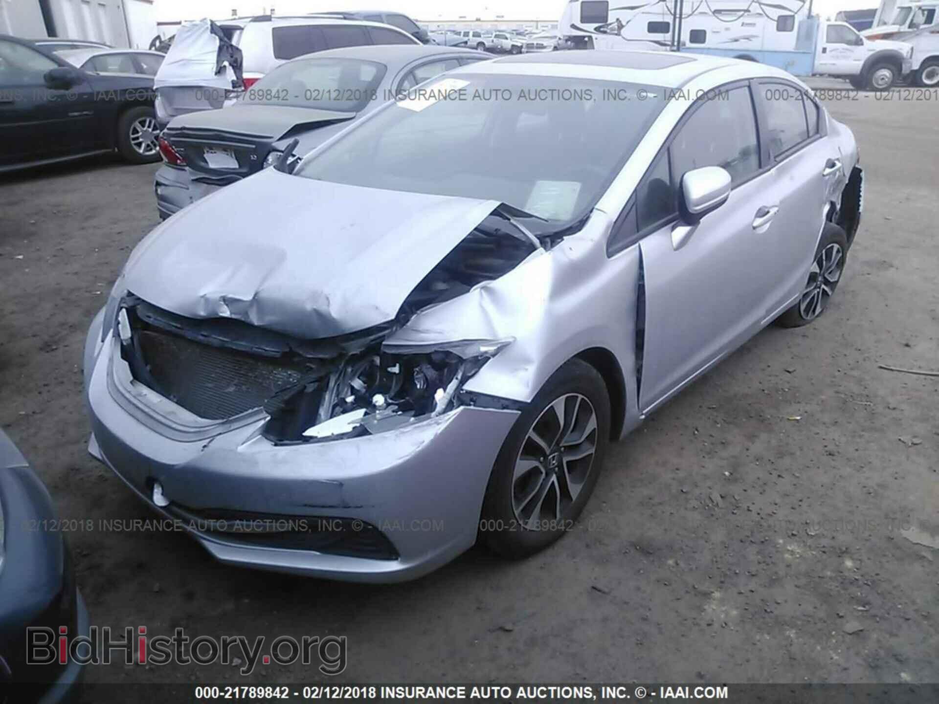 2014 Honda Civic - VIN: 19XFB2F89EE235055 - Фото 2