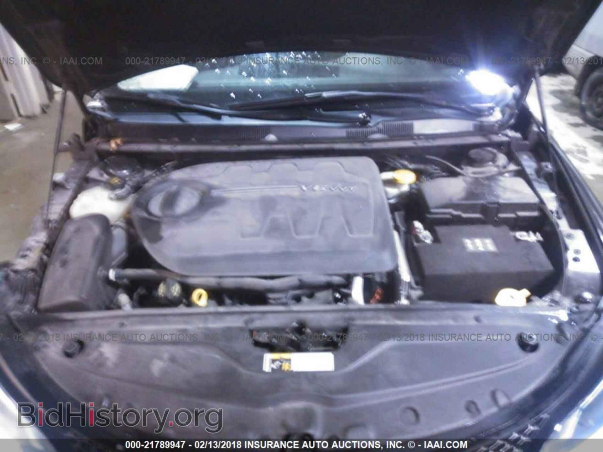 2016 Chrysler 200 - VIN: 1C3CCCDG8GN158410 - Photo 10