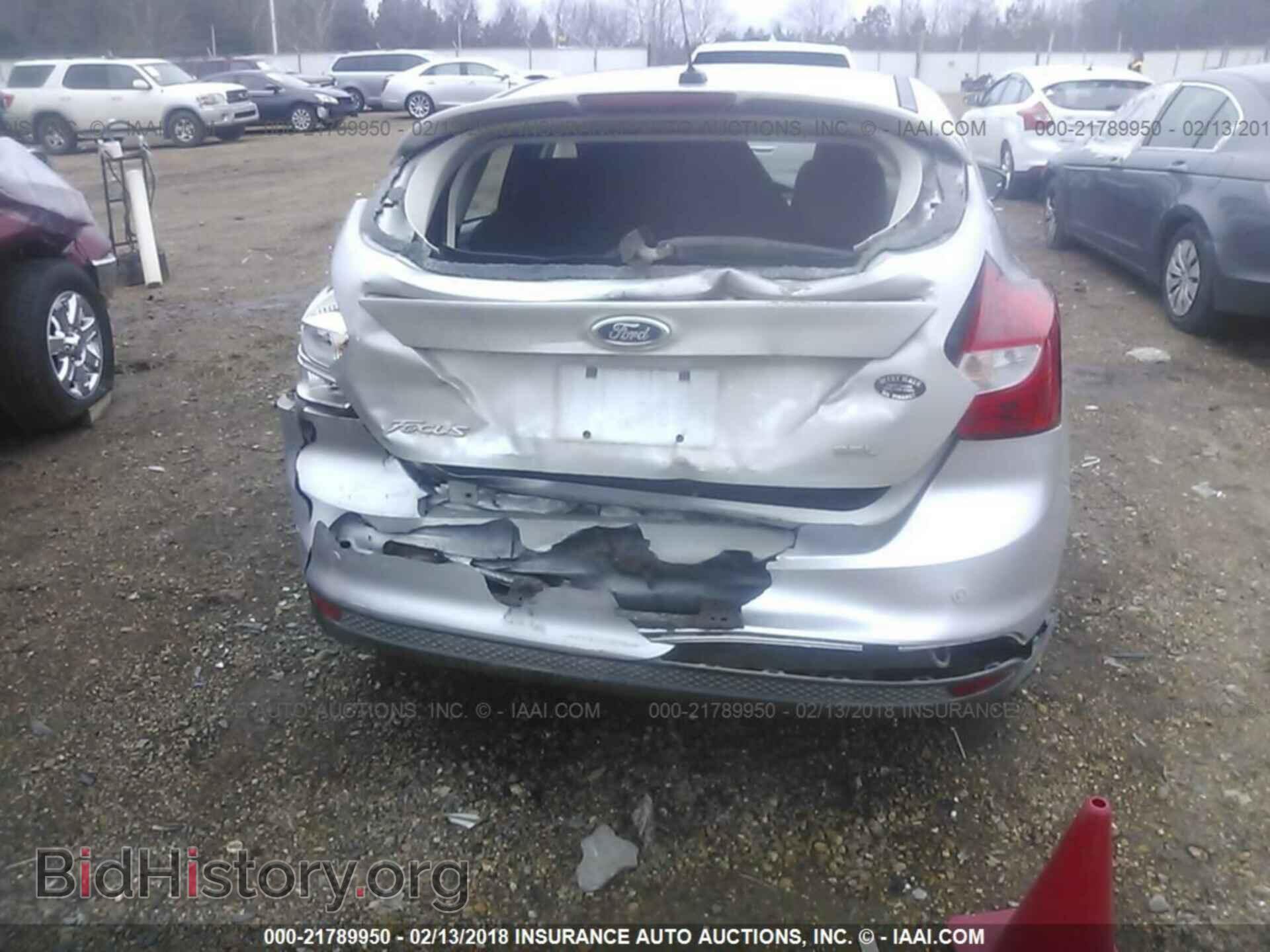 2012 Ford Focus - VIN: 1FAHP3M22CL200740 - Photo 6