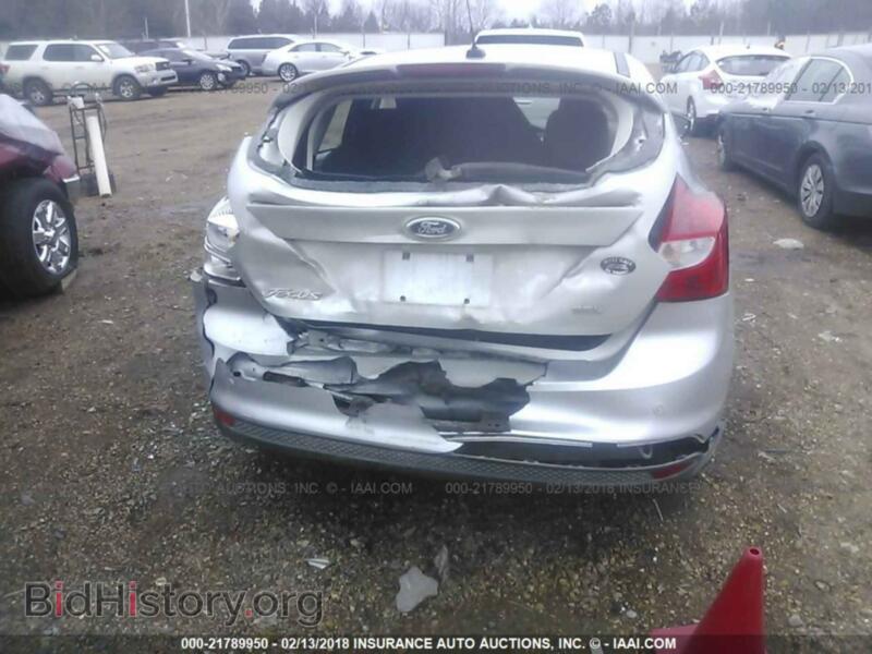 2012 Ford FOCUS (VIN 1FAHP3M22CL200740) — photo 6 of 10