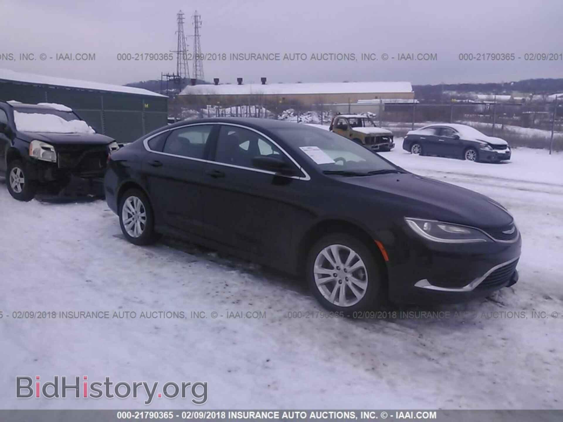 Photo 1C3CCCAB7FN687872 - Chrysler 200 2015