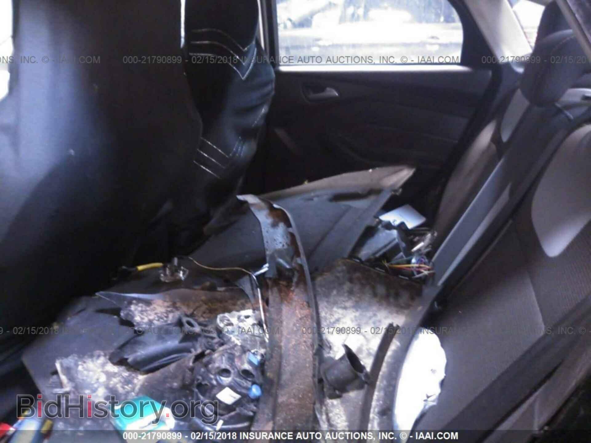 2012 Ford Focus - VIN: 1FAHP3F28CL242827 - Фото 8