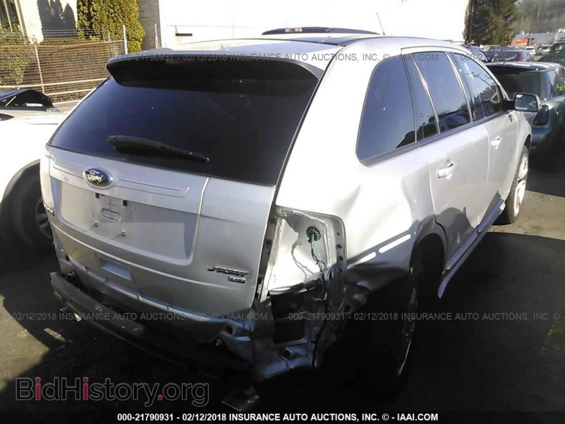 2013 Ford Edge - VIN: 2FMDK4AK2DBA24397 - Photo 4