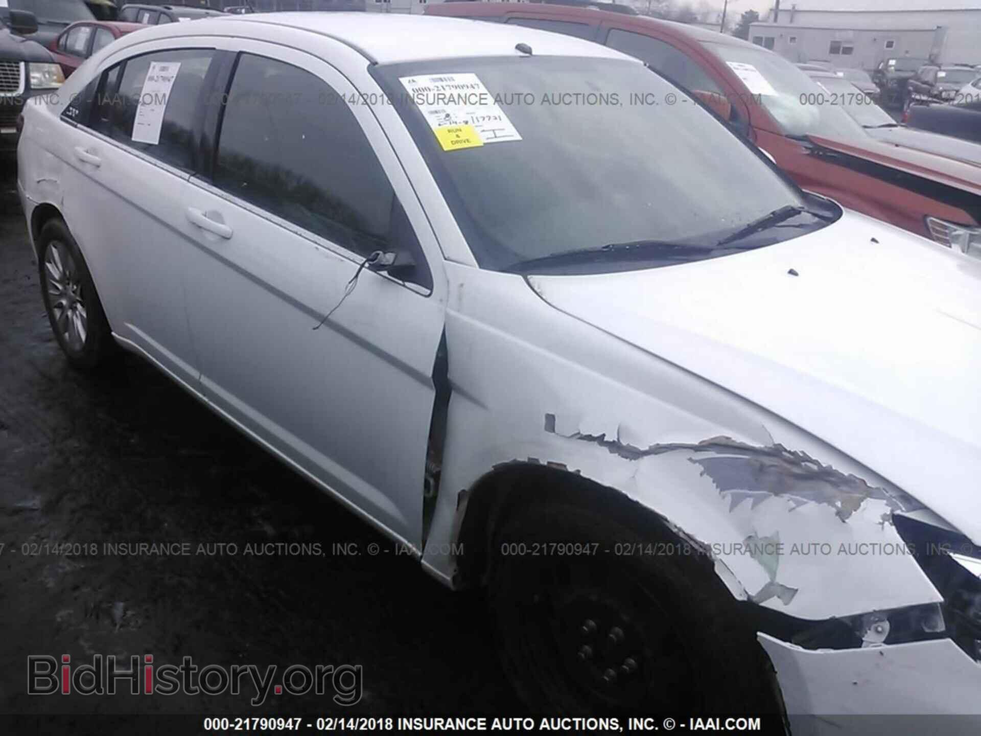 2012 Chrysler 200 - VIN: 1C3CCBAB1CN319421 - Photo 6
