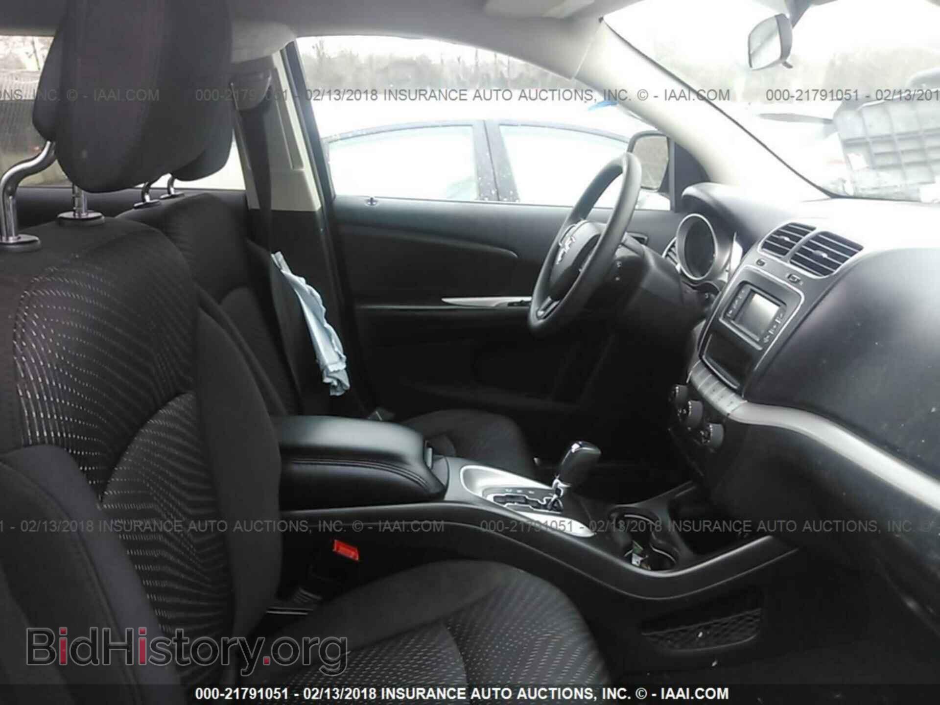 2015 Dodge Journey - VIN: 3C4PDCBB3FT560772 - Photo 5