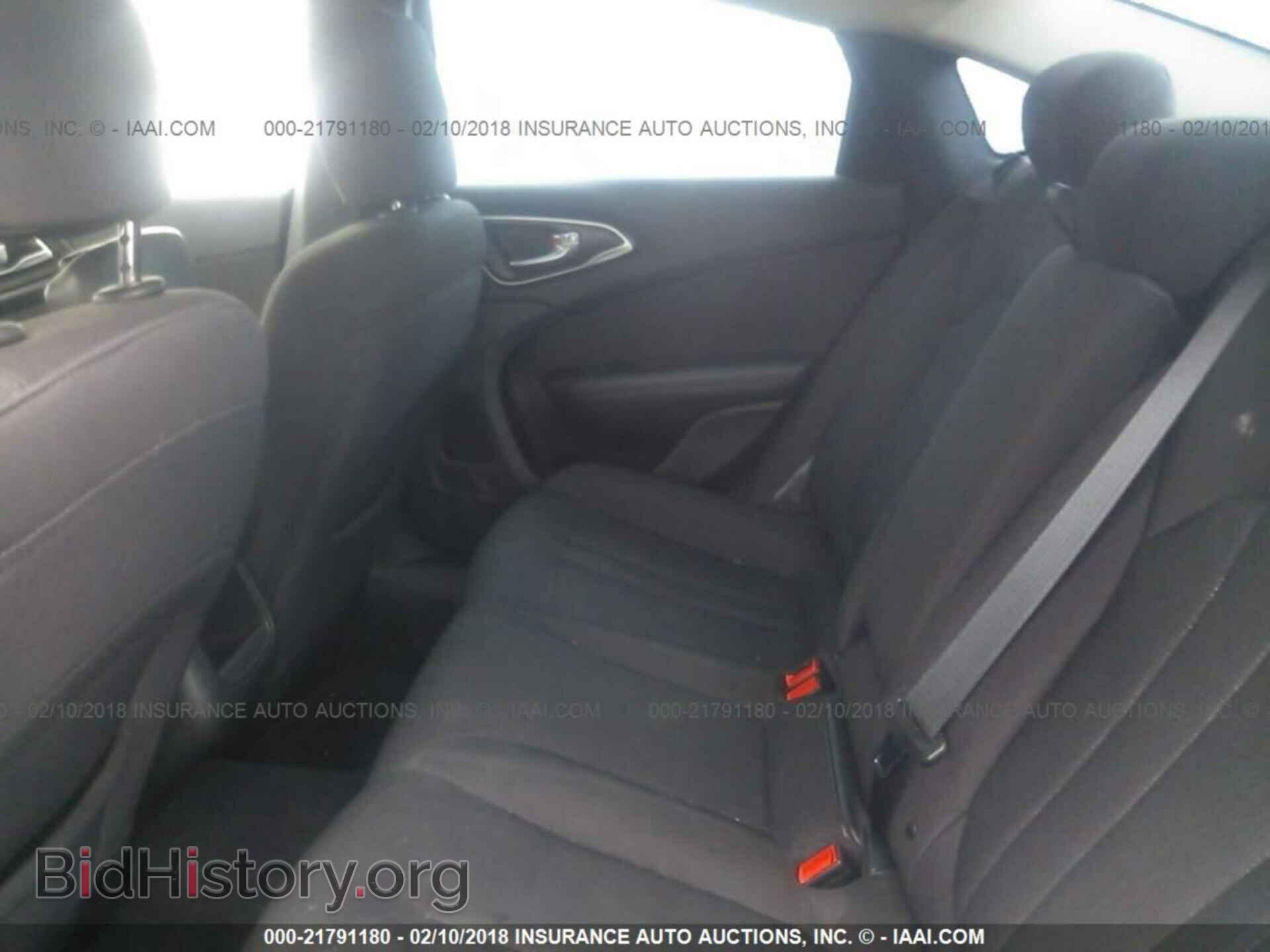 2016 Chrysler 200 - VIN: 1C3CCCAB3GN108927 - Photo 8