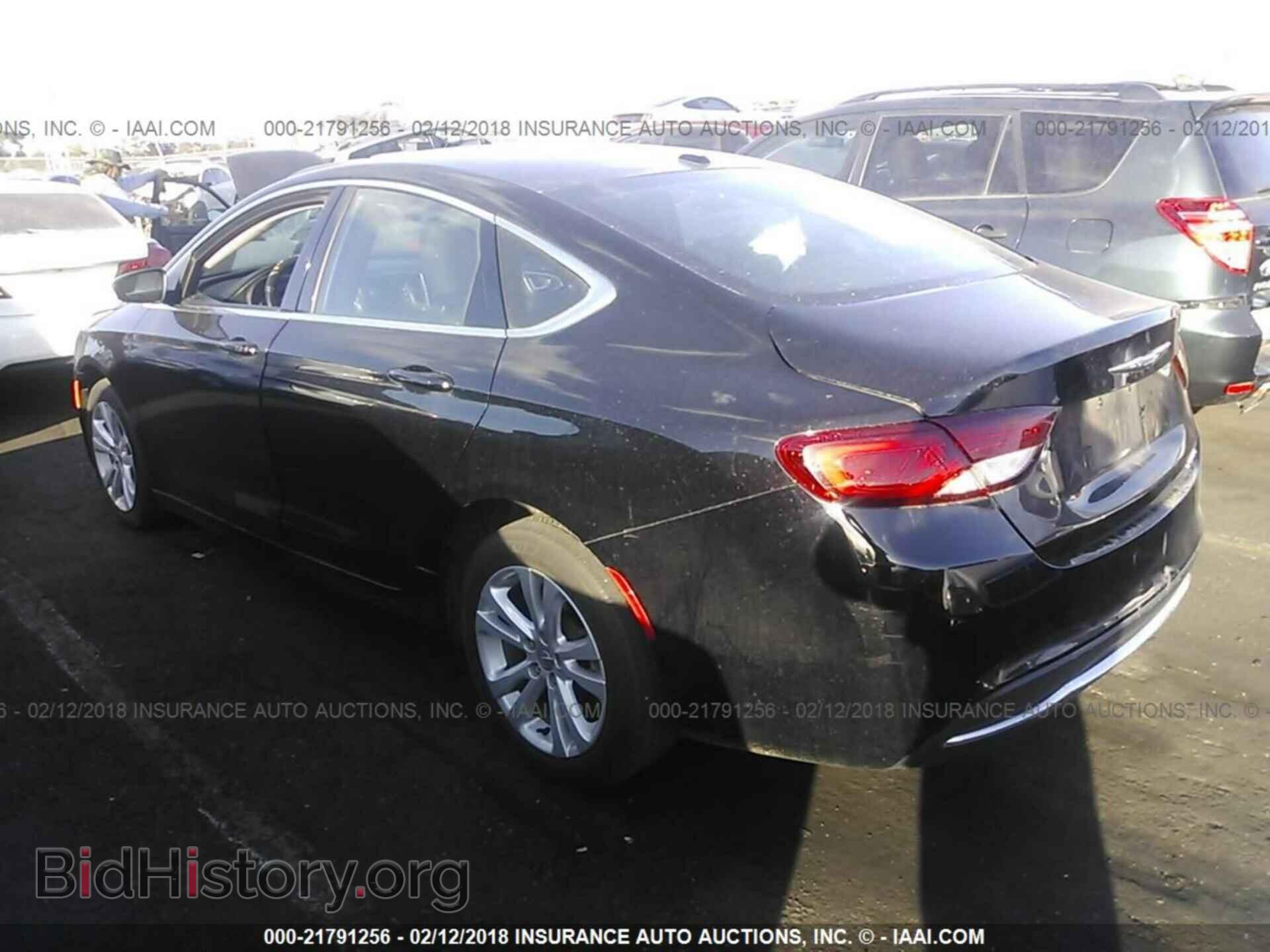 2015 Chrysler 200 - VIN: 1C3CCCAB0FN715513 - Photo 3