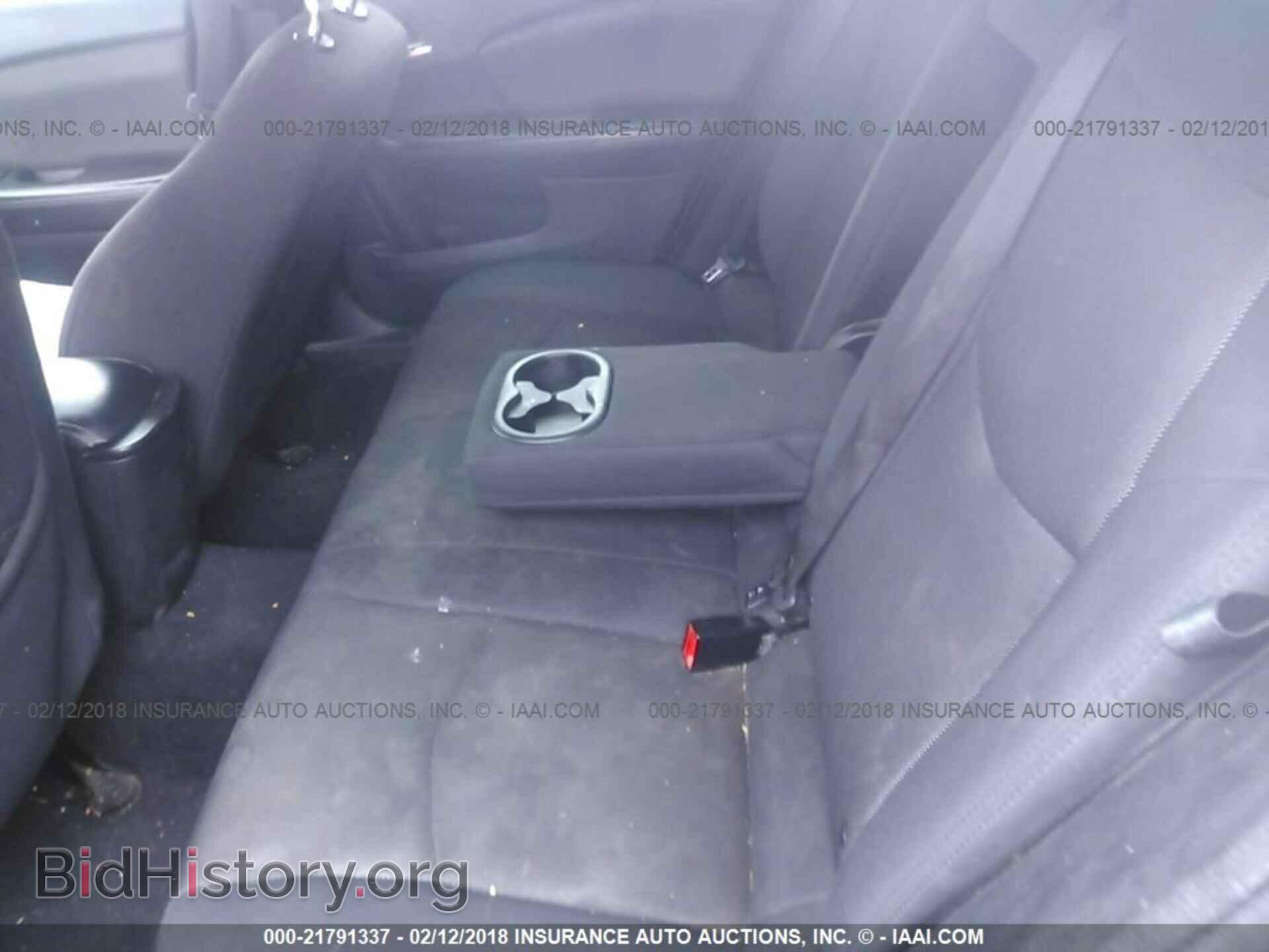 2011 Dodge Avenger - VIN: 1B3BD1FB3BN544463 - Photo 8