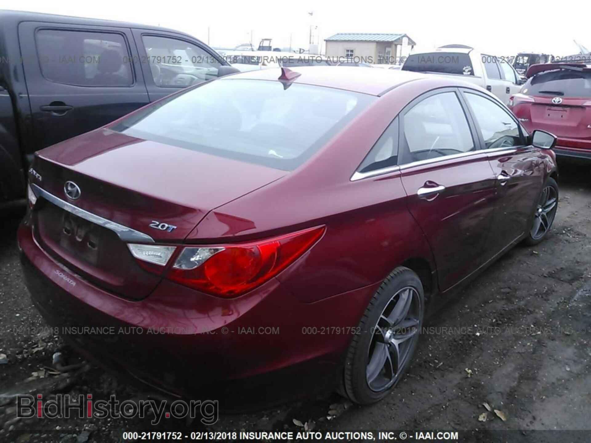 2012 Hyundai Sonata - VIN: 5NPEC4AB2CH433850 - Фото 4