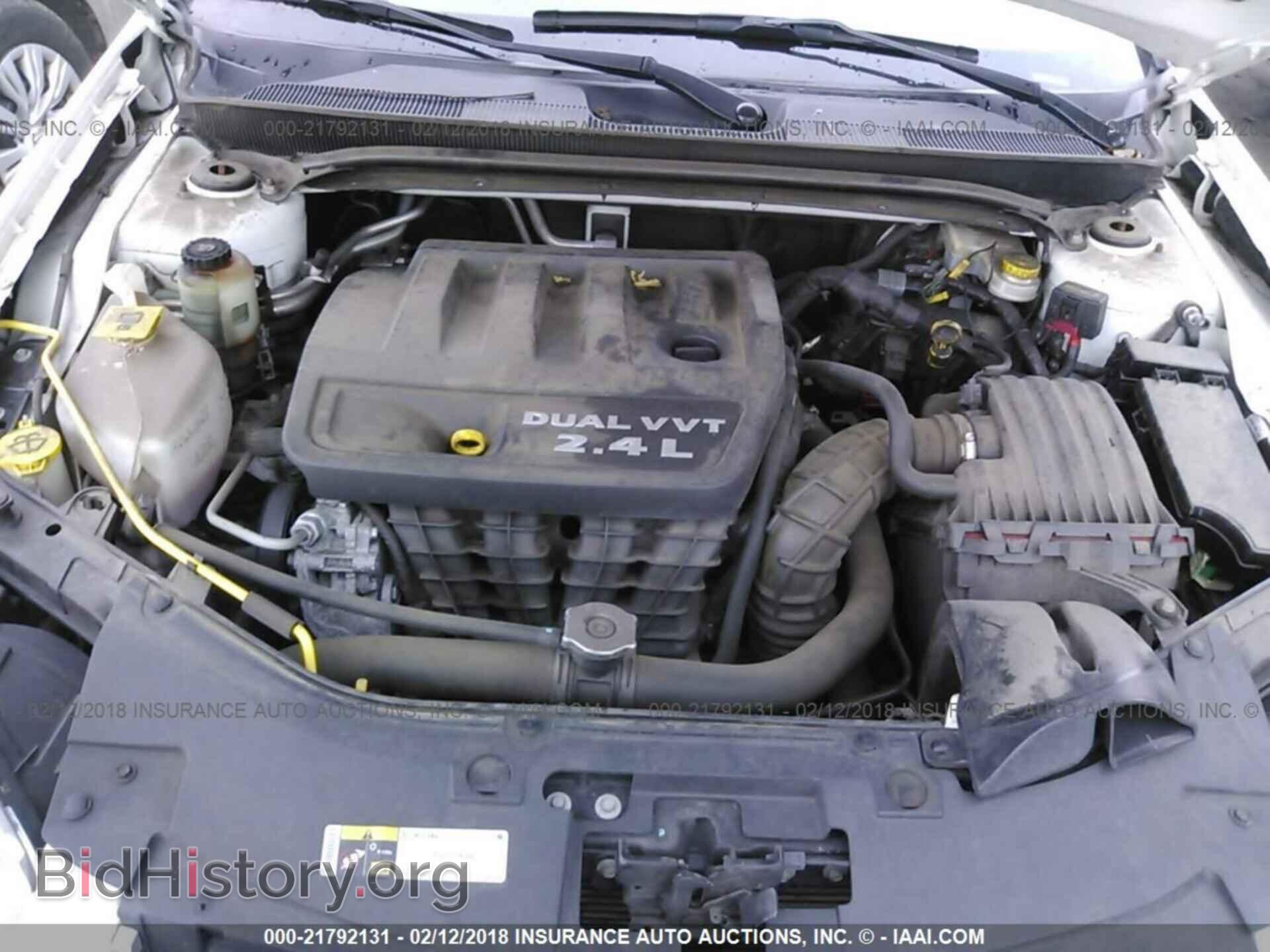 2014 Chrysler 200 - VIN: 1C3CCBAB4EN206159 - Photo 10