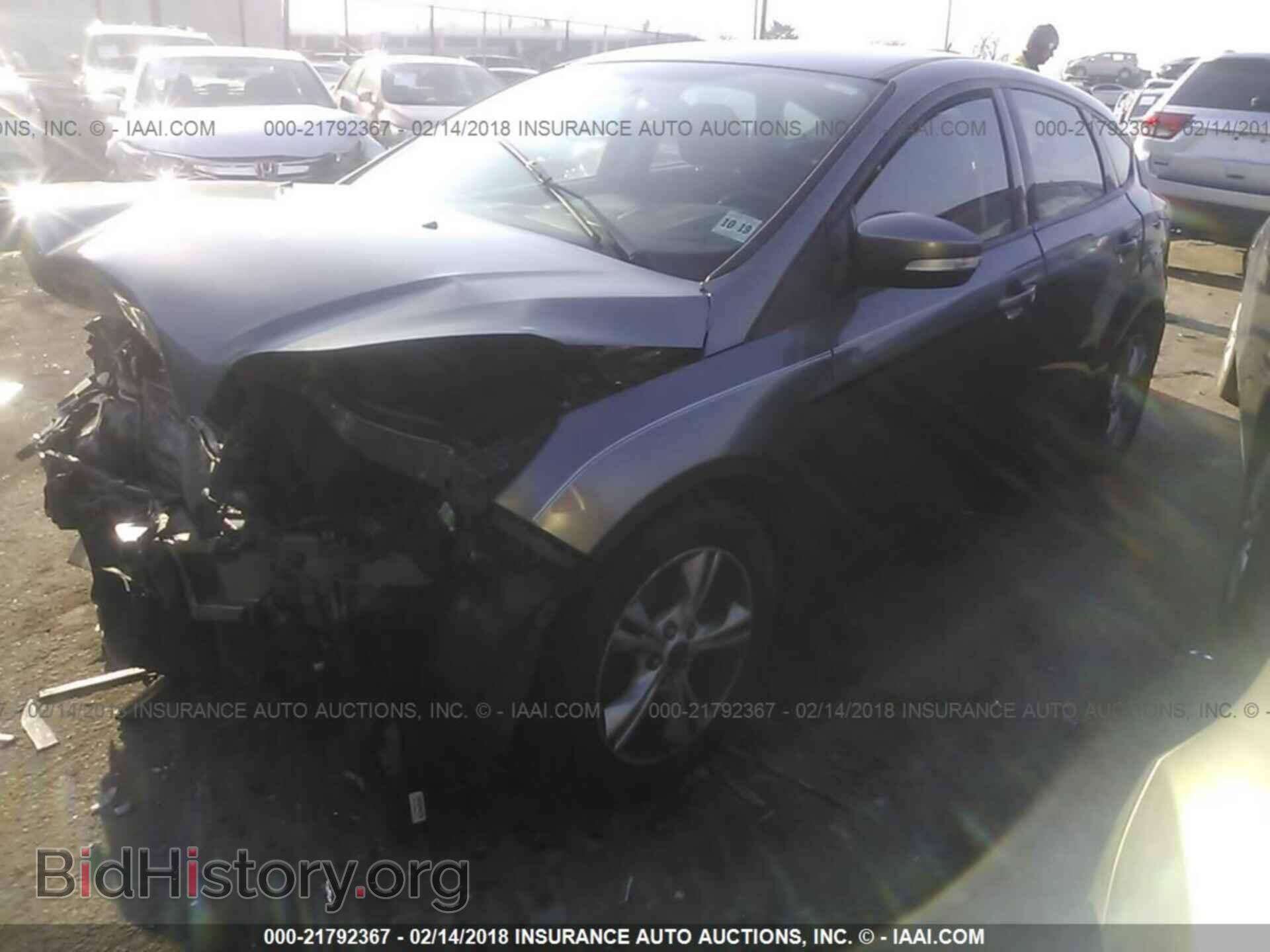 2014 Ford Focus - VIN: 1FADP3K27EL402106 - Photo 2
