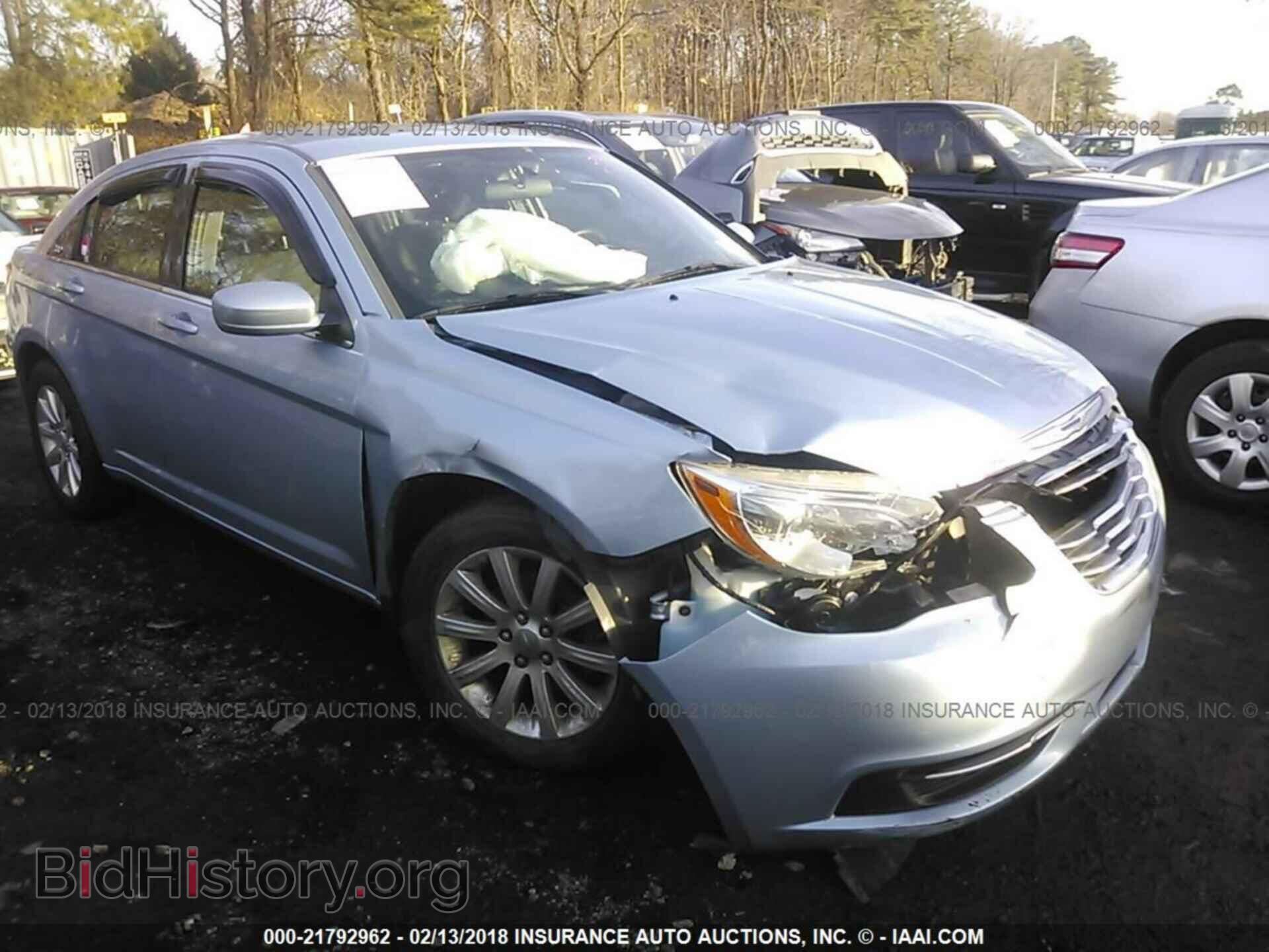 Photo 1C3CCBBB9CN197423 - Chrysler 200 2012