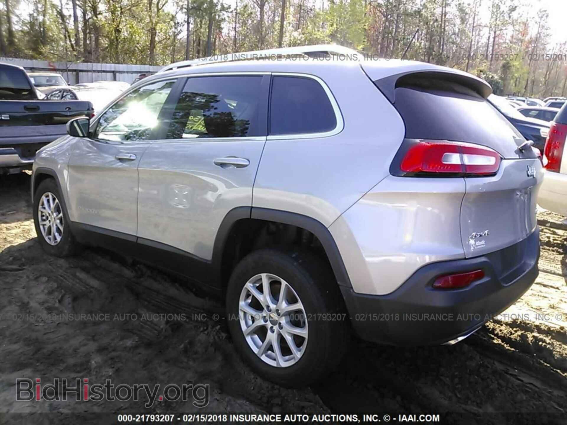2015 Jeep Cherokee - VIN: 1C4PJMCS1FW528751 - Фото 3