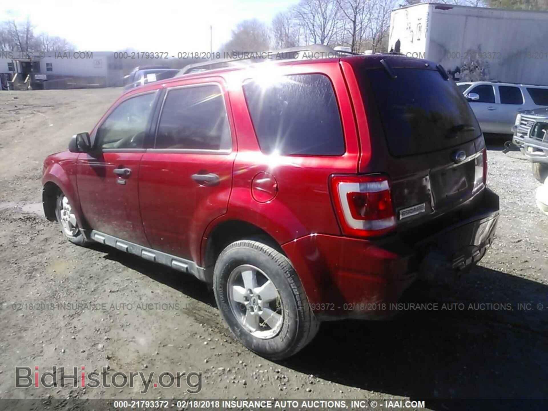 2012 Ford Escape - VIN: 1FMCU9D77CKA99689 - Фото 3