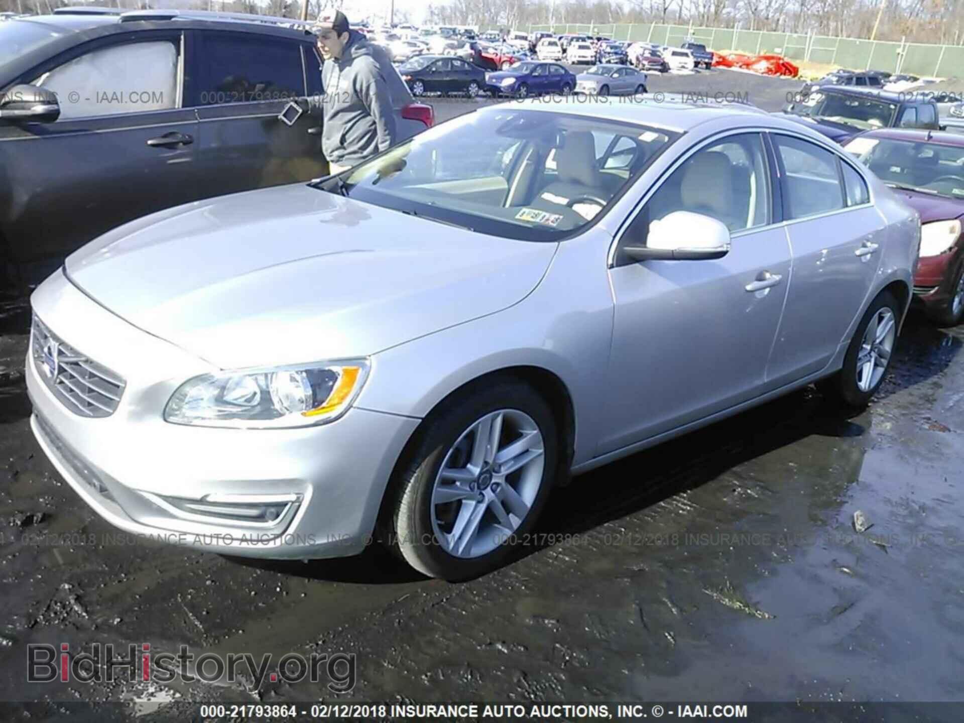 2015 Volvo S60 - VIN: YV1612TC1F1314519 - Фото 2