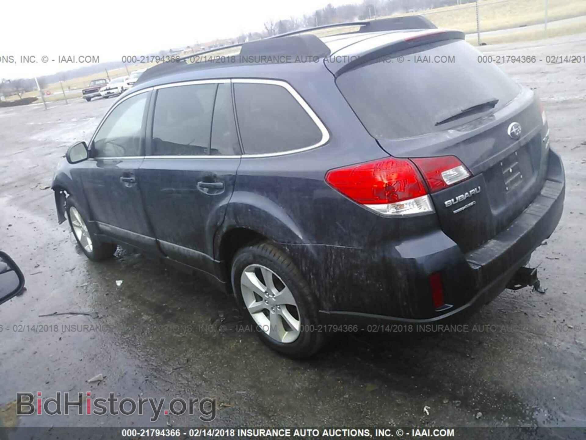 2013 Subaru Outback - VIN: 4S4BRBCC0D3210100 - Photo 3