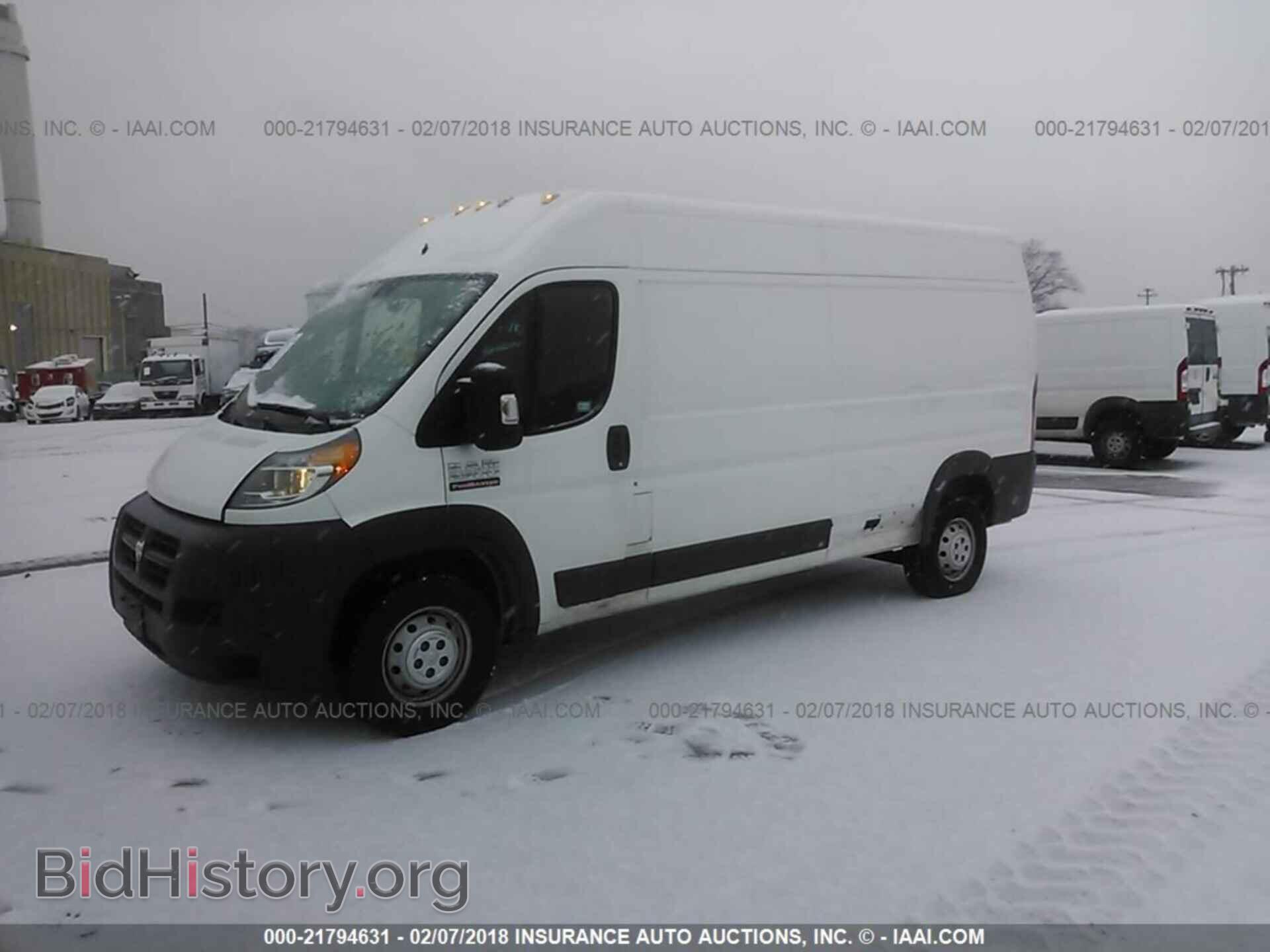 2017 Ram Promaster 2500 - VIN: 3C6TRVDG7HE503204 - Фото 2