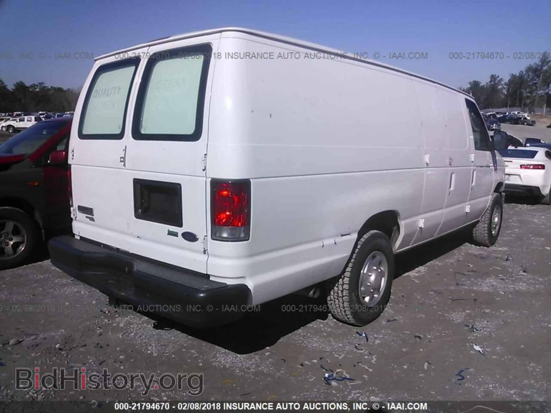 2013 Ford Econoline - VIN: 1FTNS2EL1DDB01075 - Photo 4