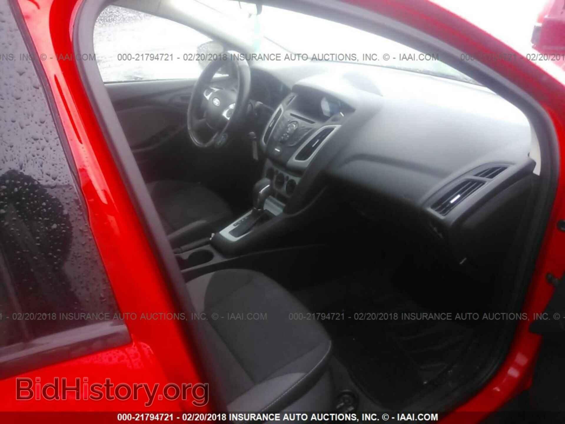 2012 Ford Focus - VIN: 1FAHP3F27CL174116 - Photo 5