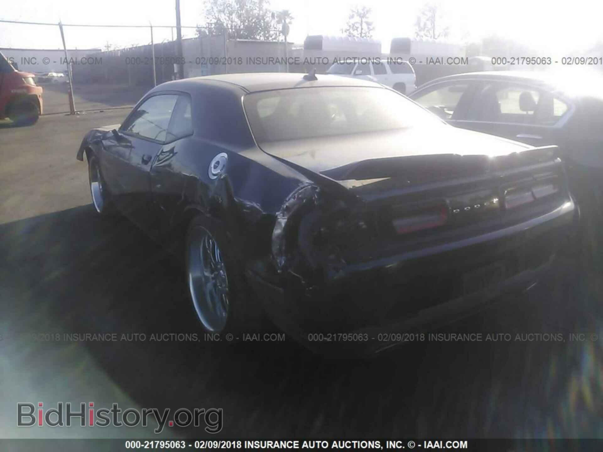 2015 Dodge Challenger - VIN: 2C3CDZBG6FH700243 - Photo 3