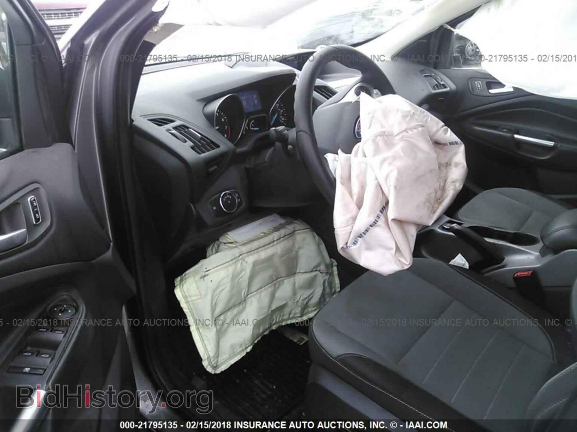 2014 Ford Escape - VIN: 1FMCU9GX8EUC51434 - Photo 5
