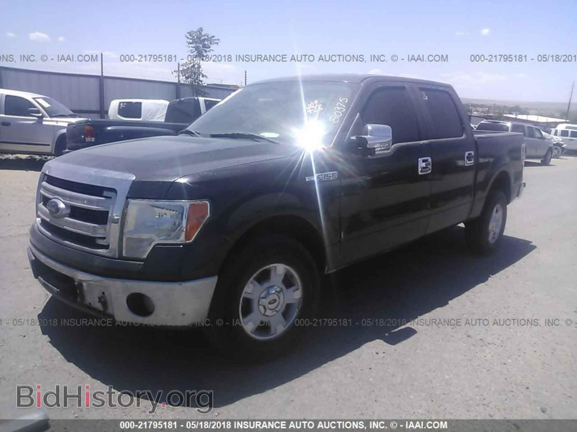 2013 Ford F150 - VIN: 1FTFW1CF2DFD49517 - Photo 2