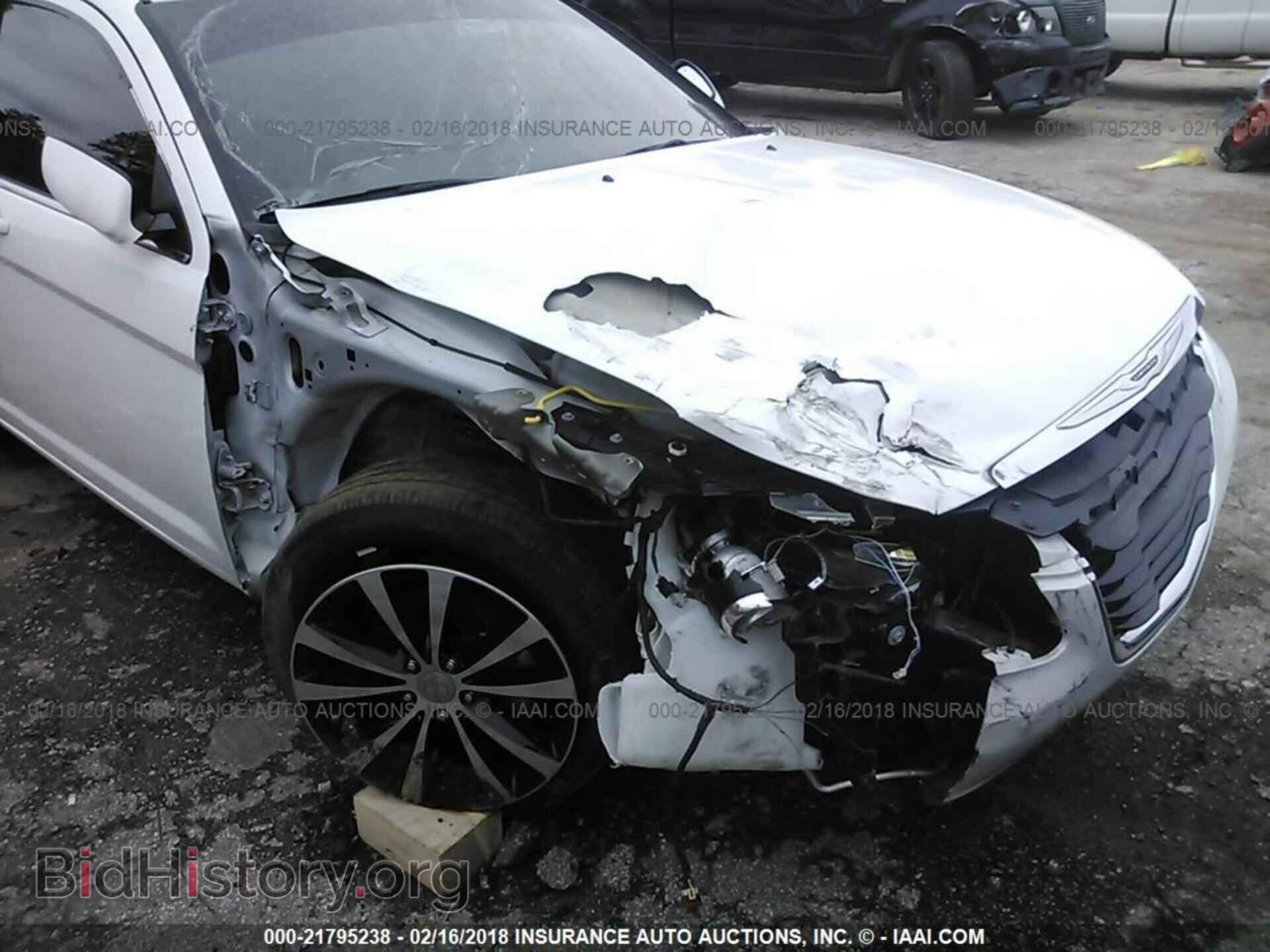 2013 Chrysler 200 - VIN: 1C3CCBBB3DN729458 - Фото 6