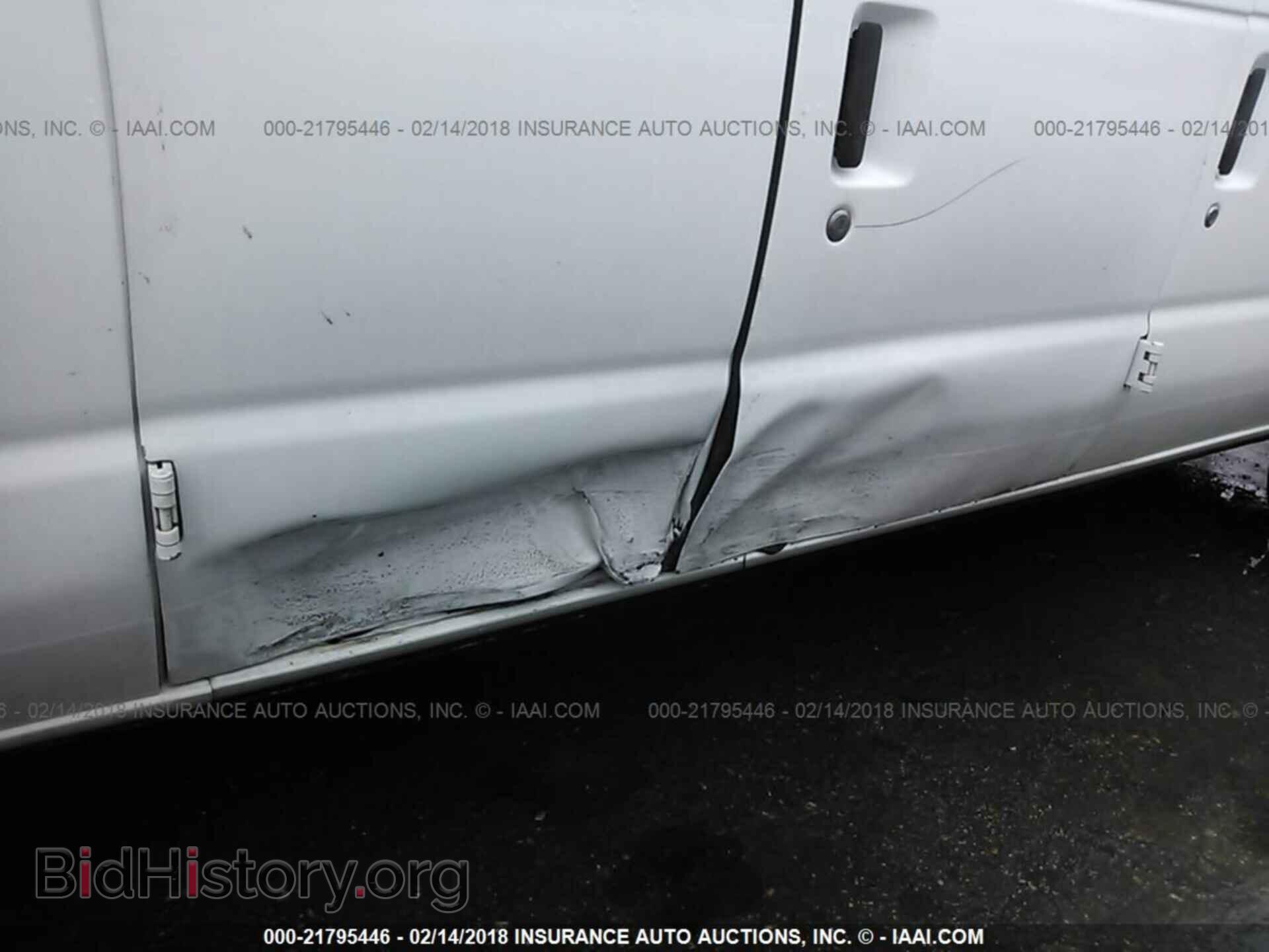 2011 Ford Econoline - VIN: 1FTNE2EL6BDB40006 - Фото 6