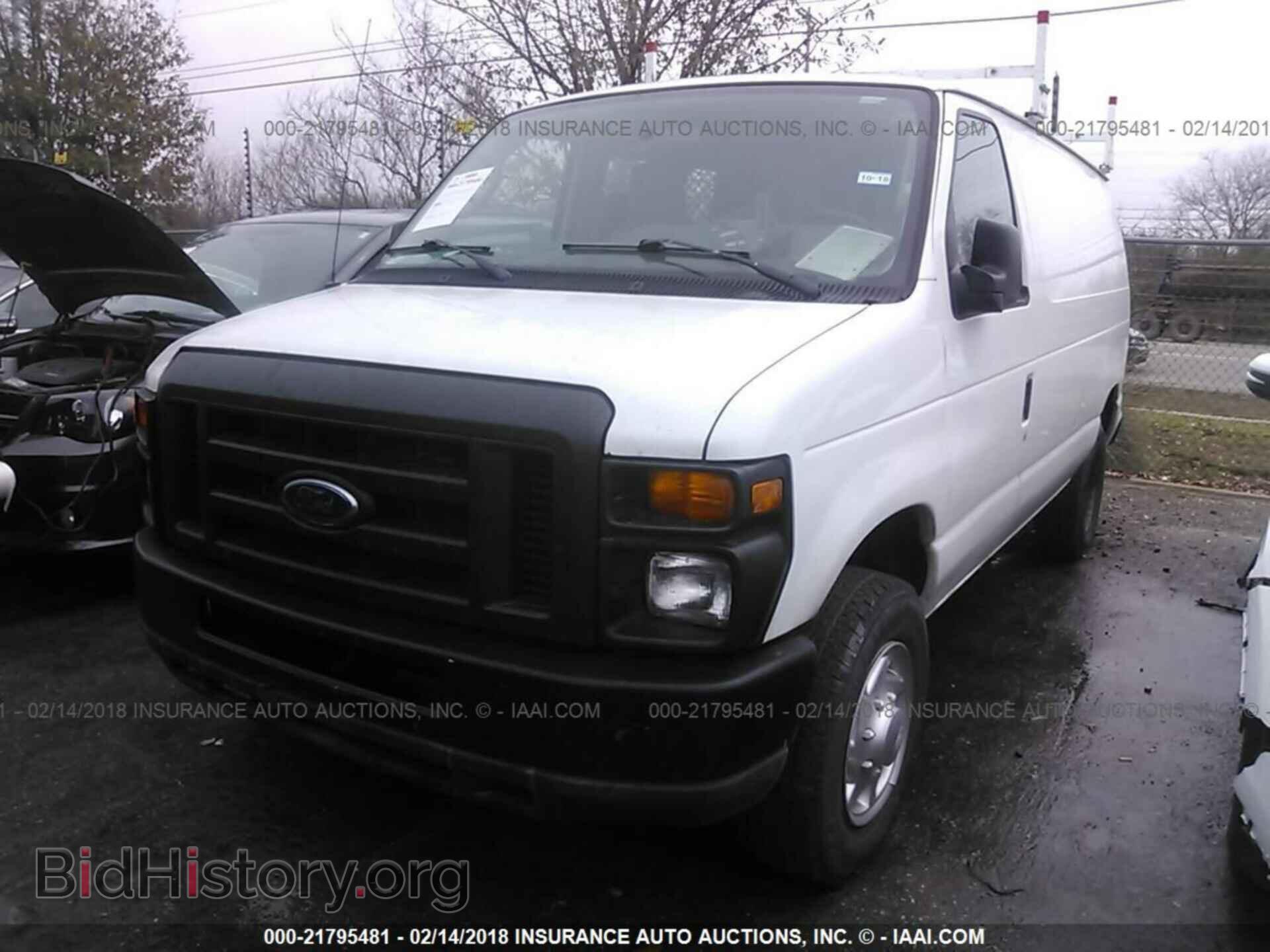 2011 Ford Econoline - VIN: 1FTNE2EL8BDB40007 - Фото 2