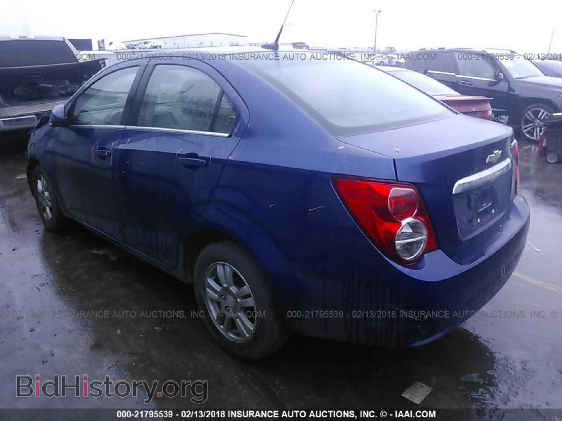 2012 Chevrolet Sonic - VIN: 1G1JC5SH2C4200458 - Фото 3