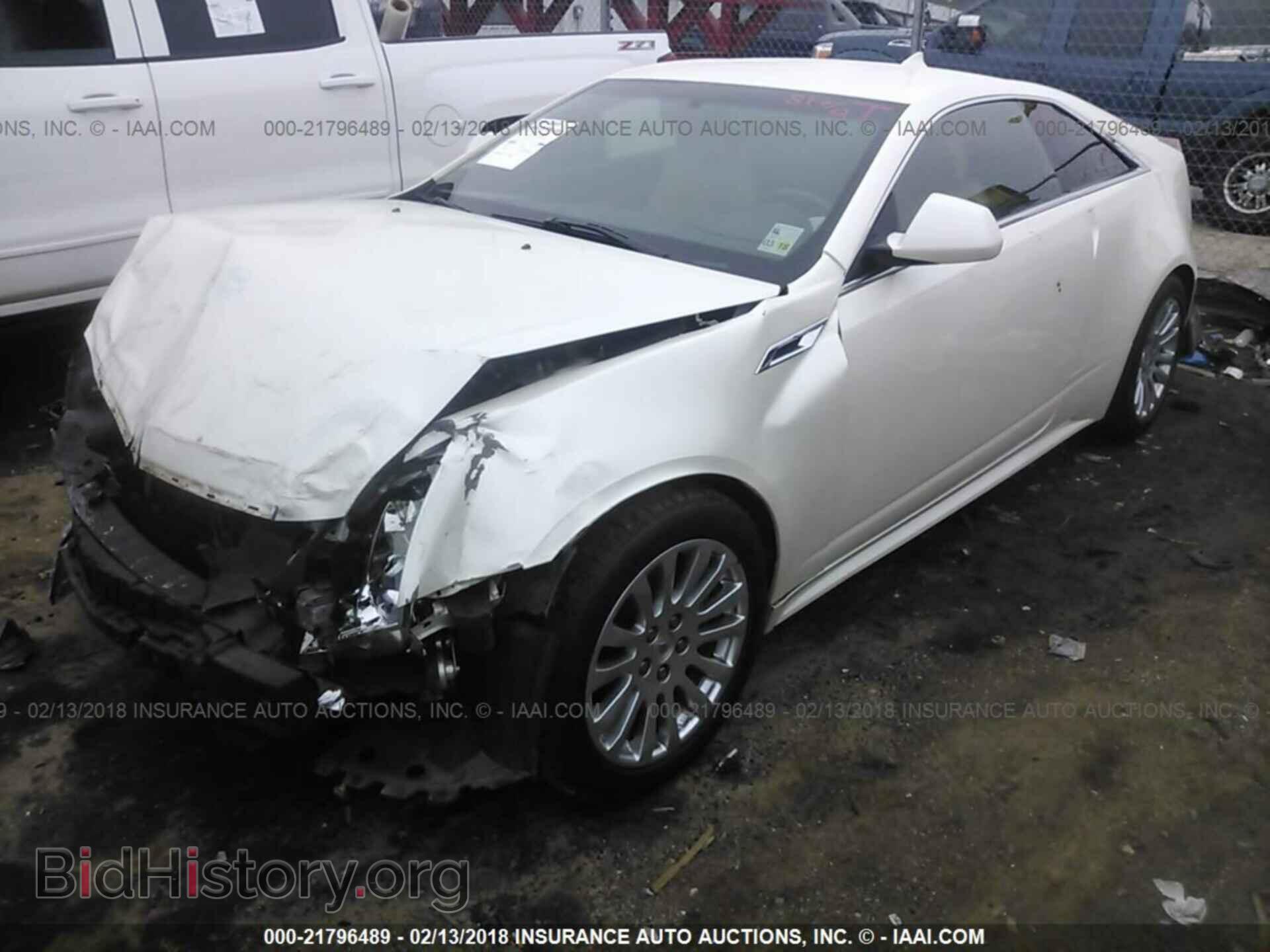 2011 Cadillac Cts - VIN: 1G6DJ1ED5B0110306 - Фото 2