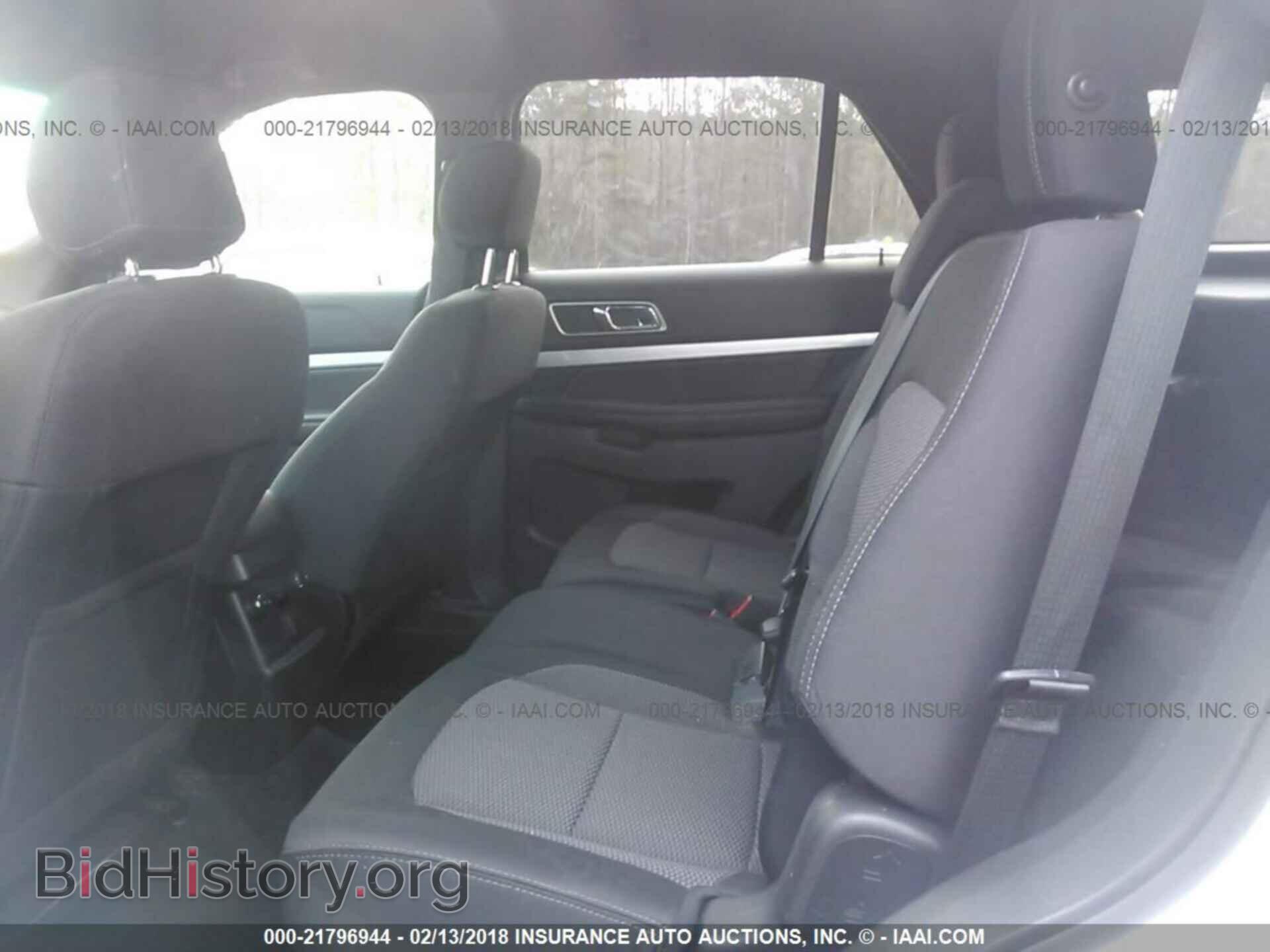2016 Ford Explorer - VIN: 1FM5K8D80GGC05894 - Photo 8