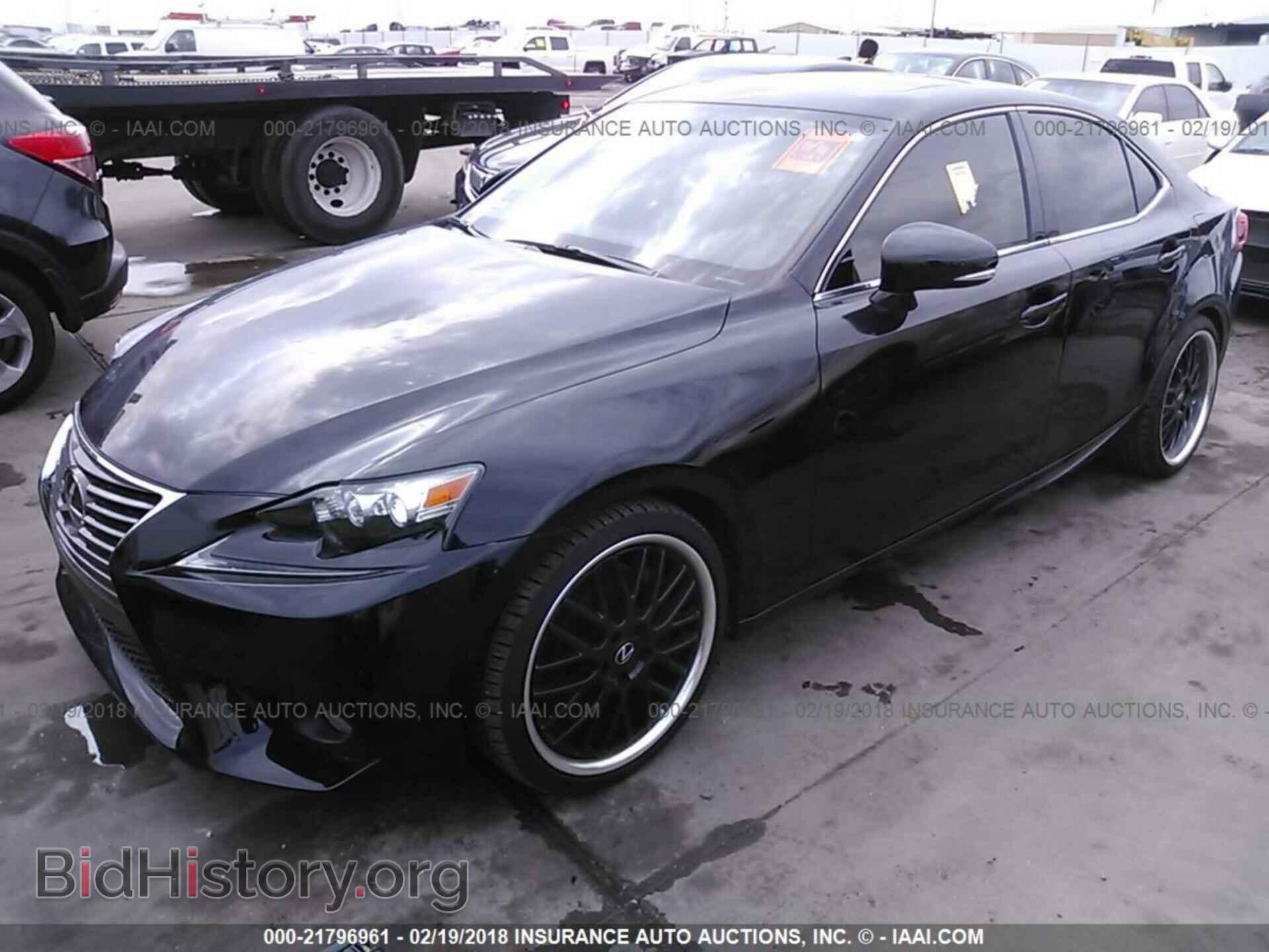 2014 Lexus Is - VIN: JTHBE1D29E5000972 - Фото 2