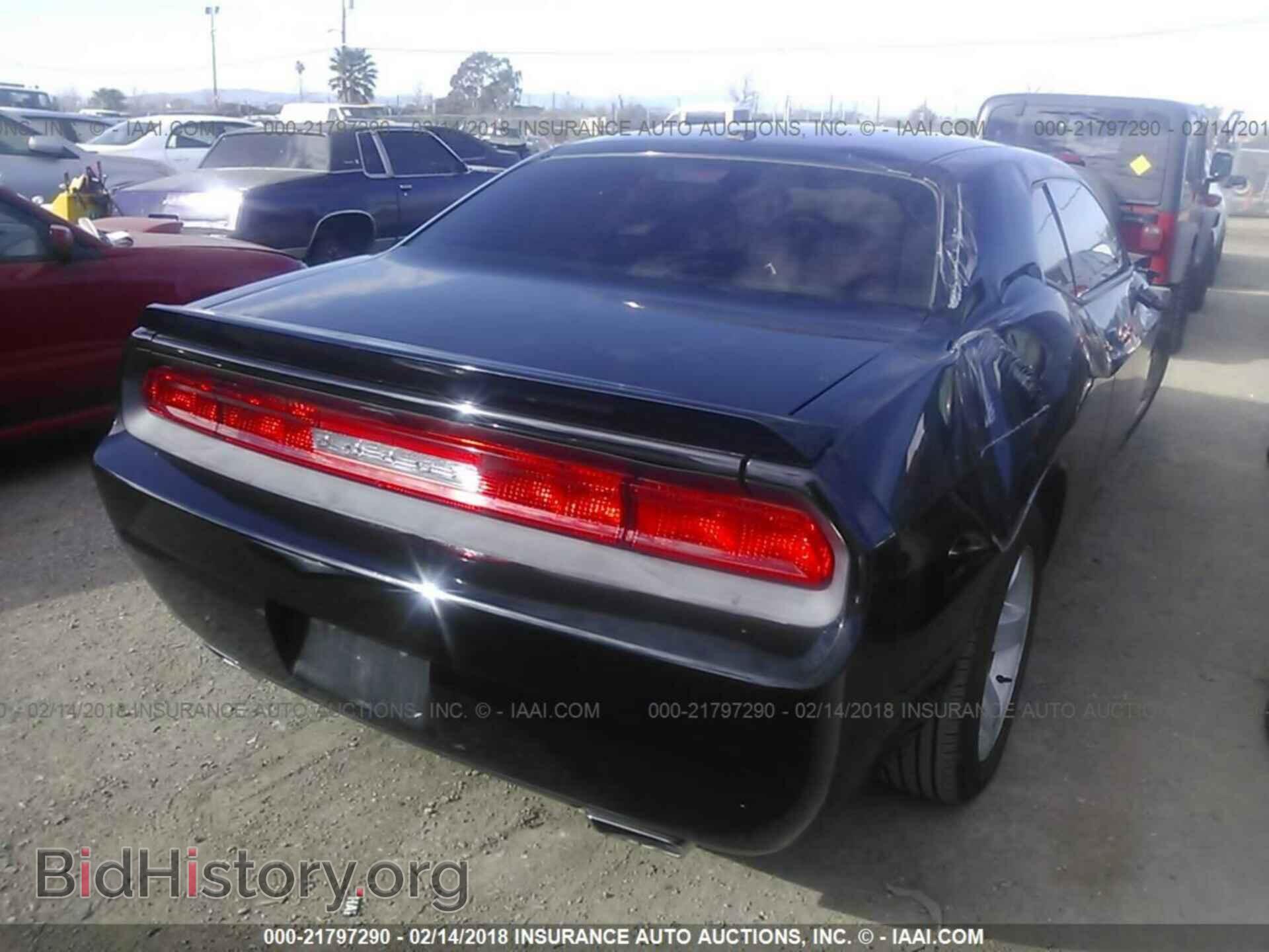 2014 Dodge Challenger - VIN: 2C3CDYBT6EH258117 - Фото 4