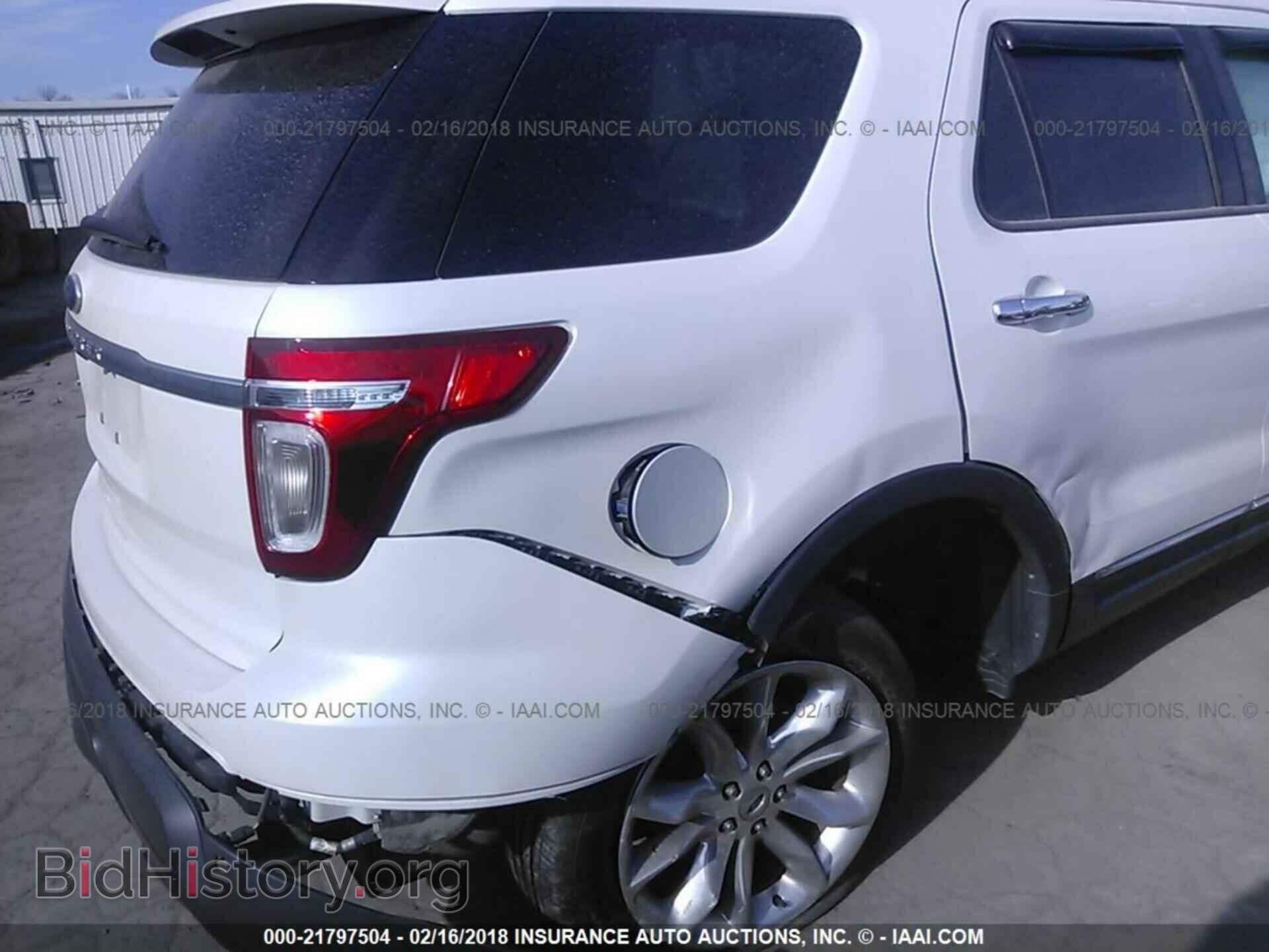 2011 Ford Explorer - VIN: 1FMHK7D88BGA64525 - Фото 6