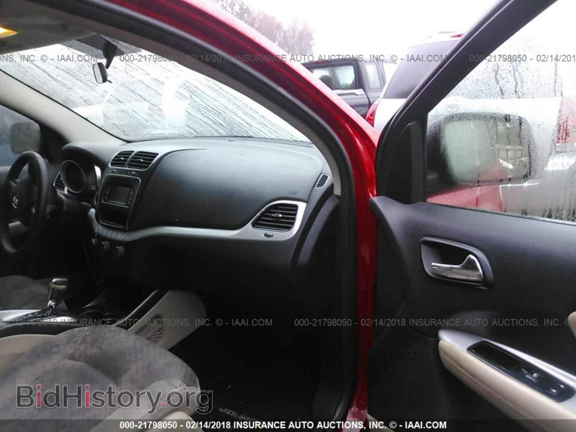 2015 Dodge Journey - VIN: 3C4PDCBG9FT564448 - Photo 5