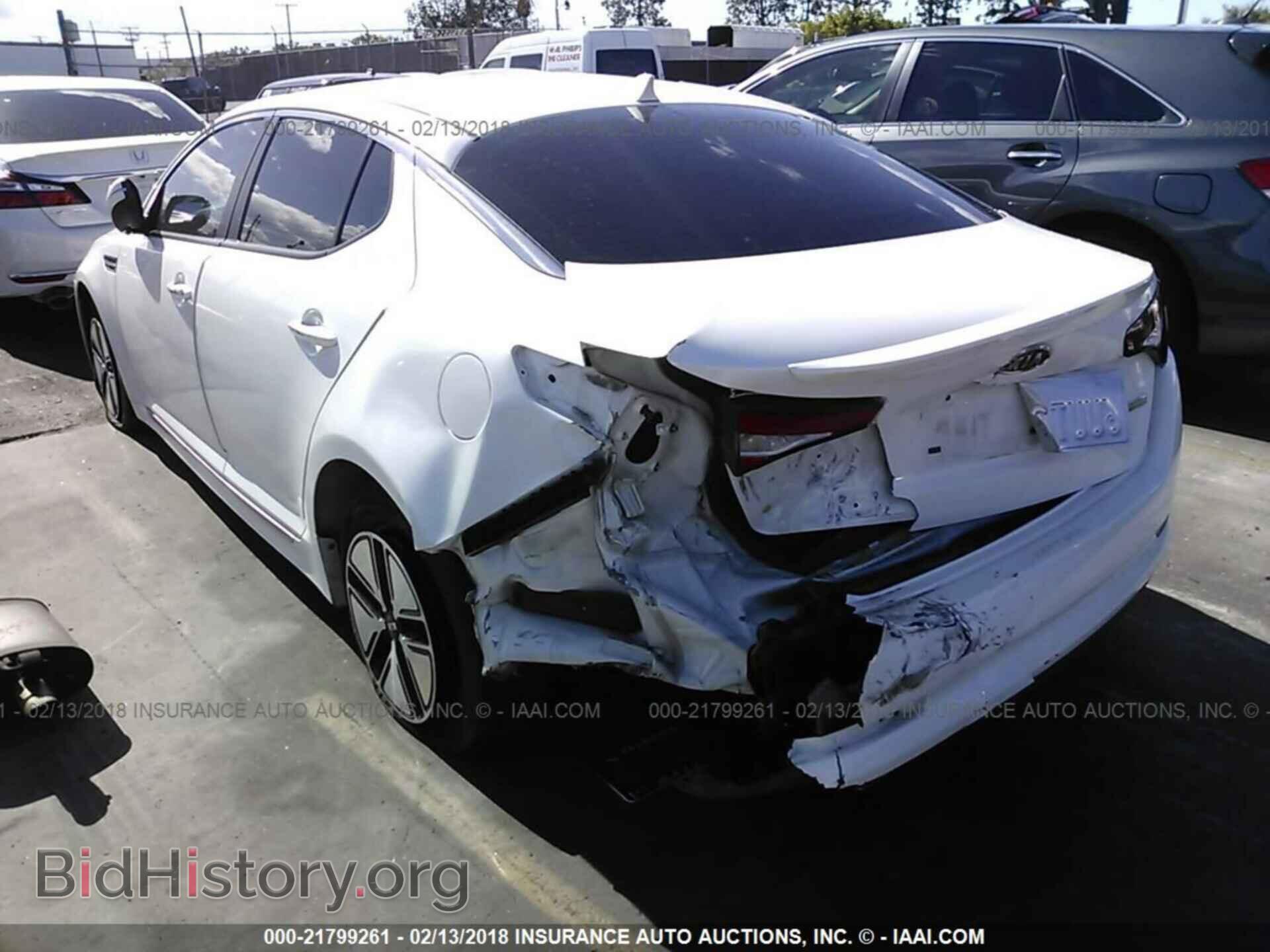 2012 Kia Optima - VIN: KNAGM4AD1C5010410 - Photo 3