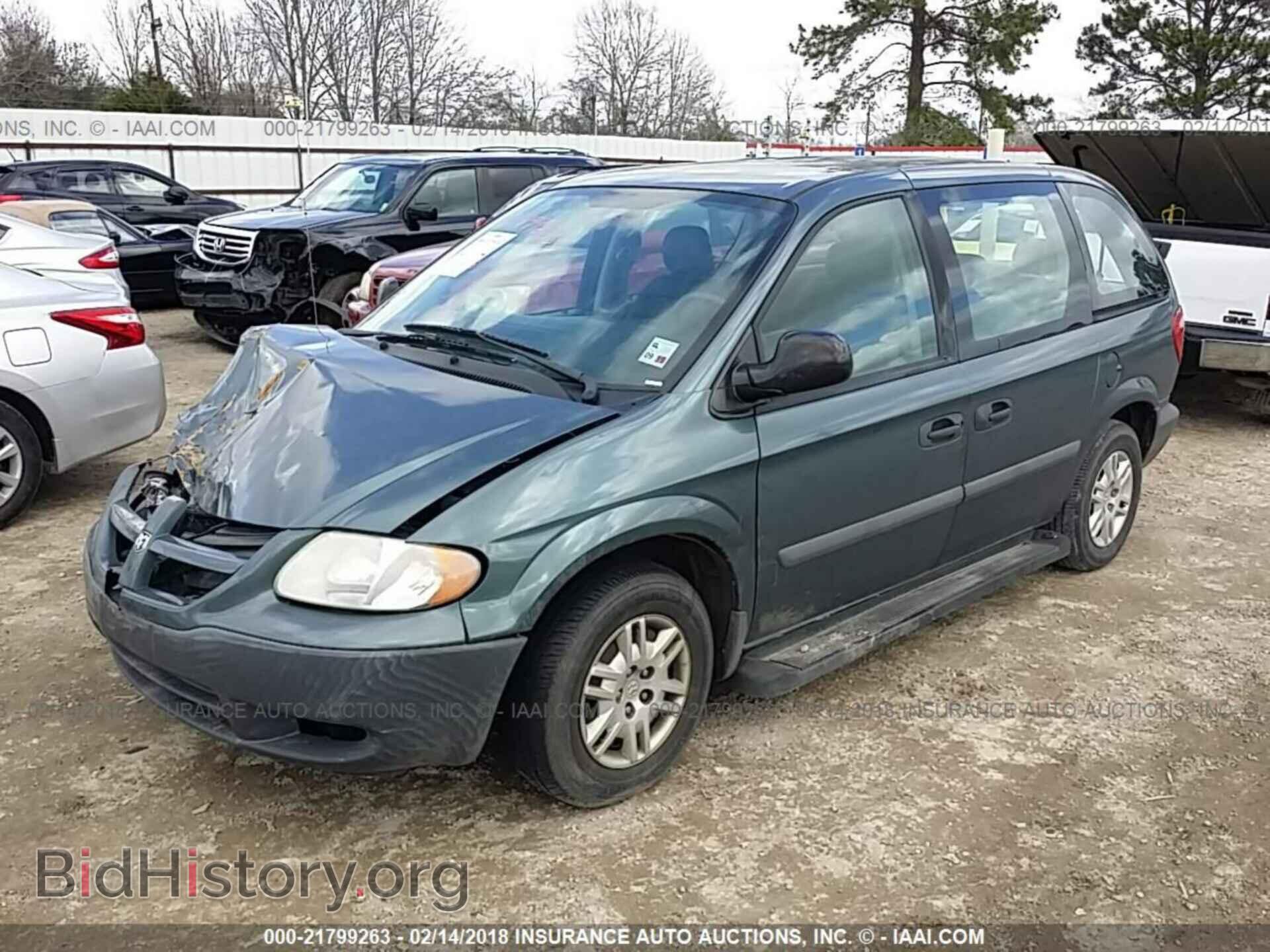 2005 DODGE CARAVAN - VIN: 1D4GP25B95B368224 - Photo 2